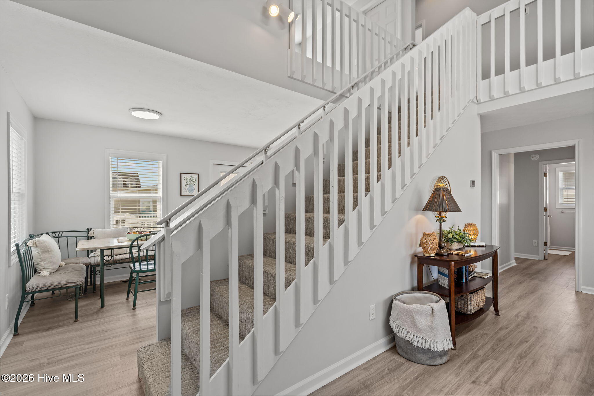 100562748 | Photo 52