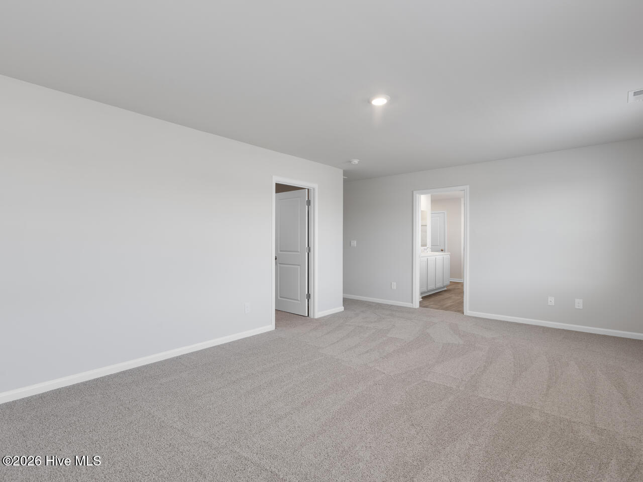 100563420 | Photo 17