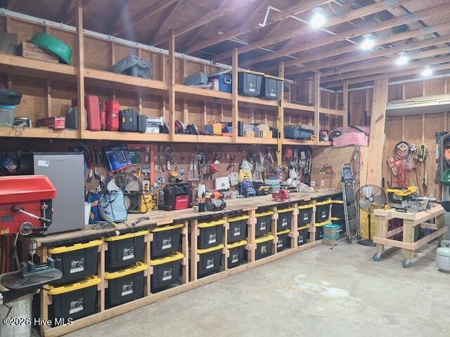 100550668 | Photo 36