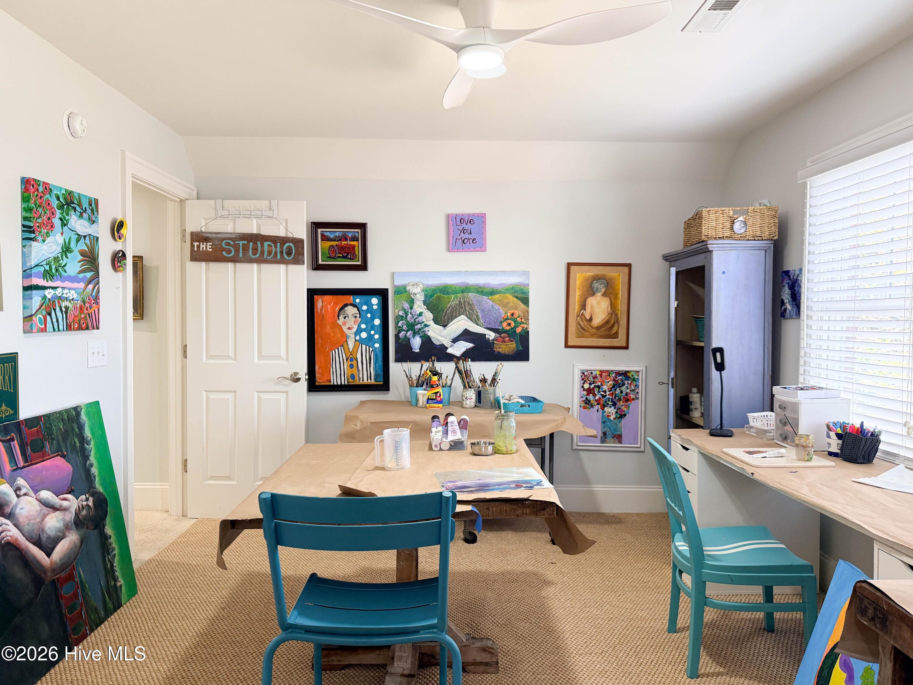 100559415 | Photo 82