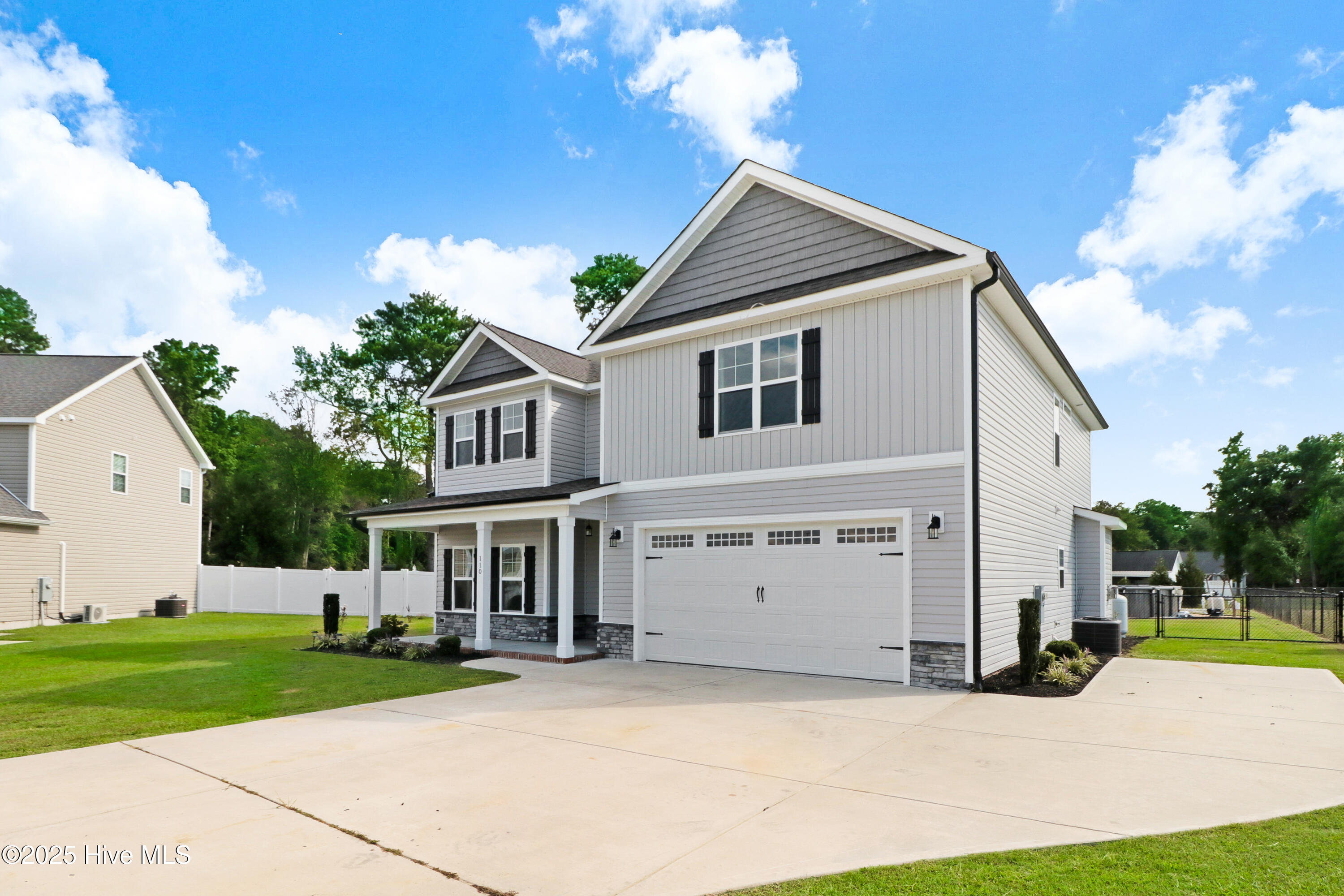 02-110 Weeping Willow Dr-2