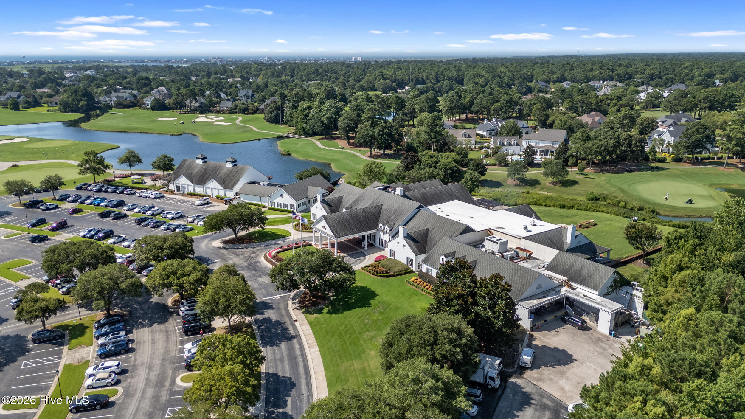 100558657 | Photo 85