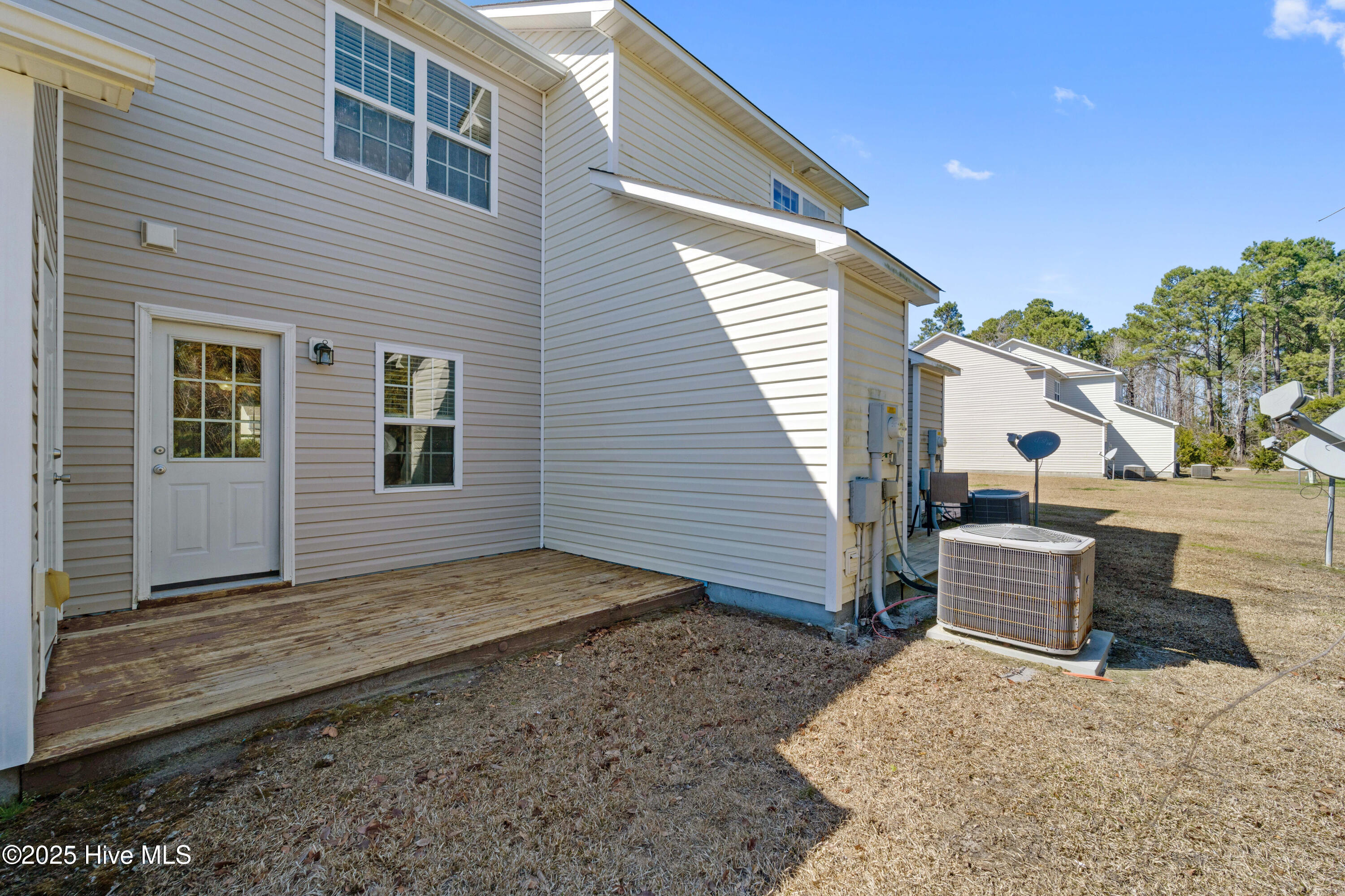 100559819 | Photo 13