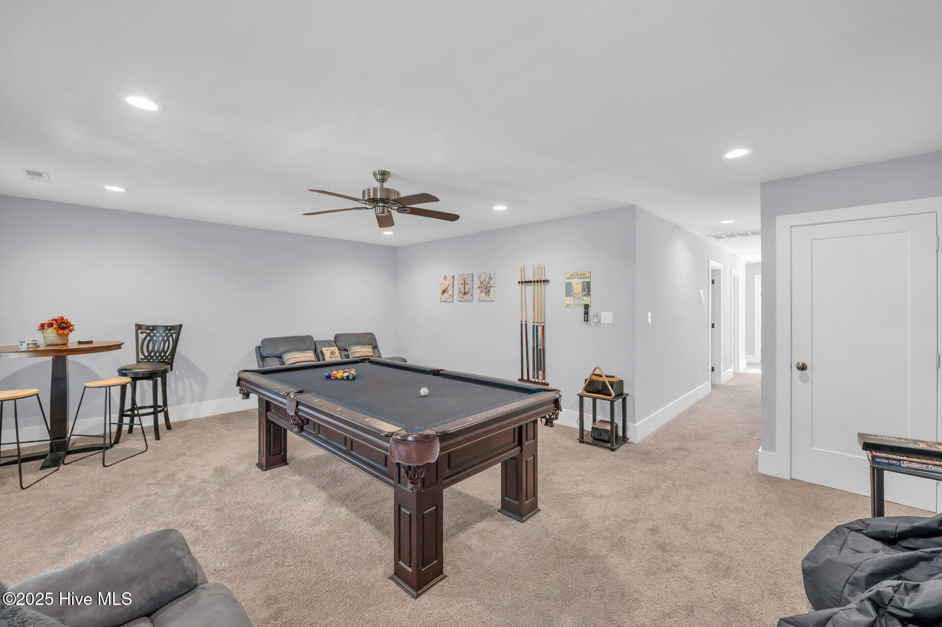 100538274 | Photo 34