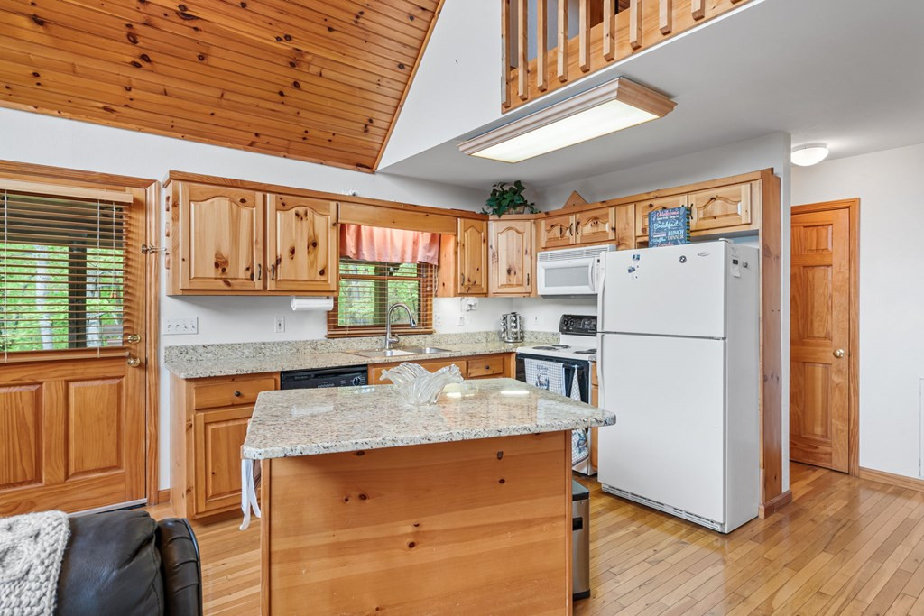 176 New Castle Road, Murphy, NC 28906 Listing Photo  10