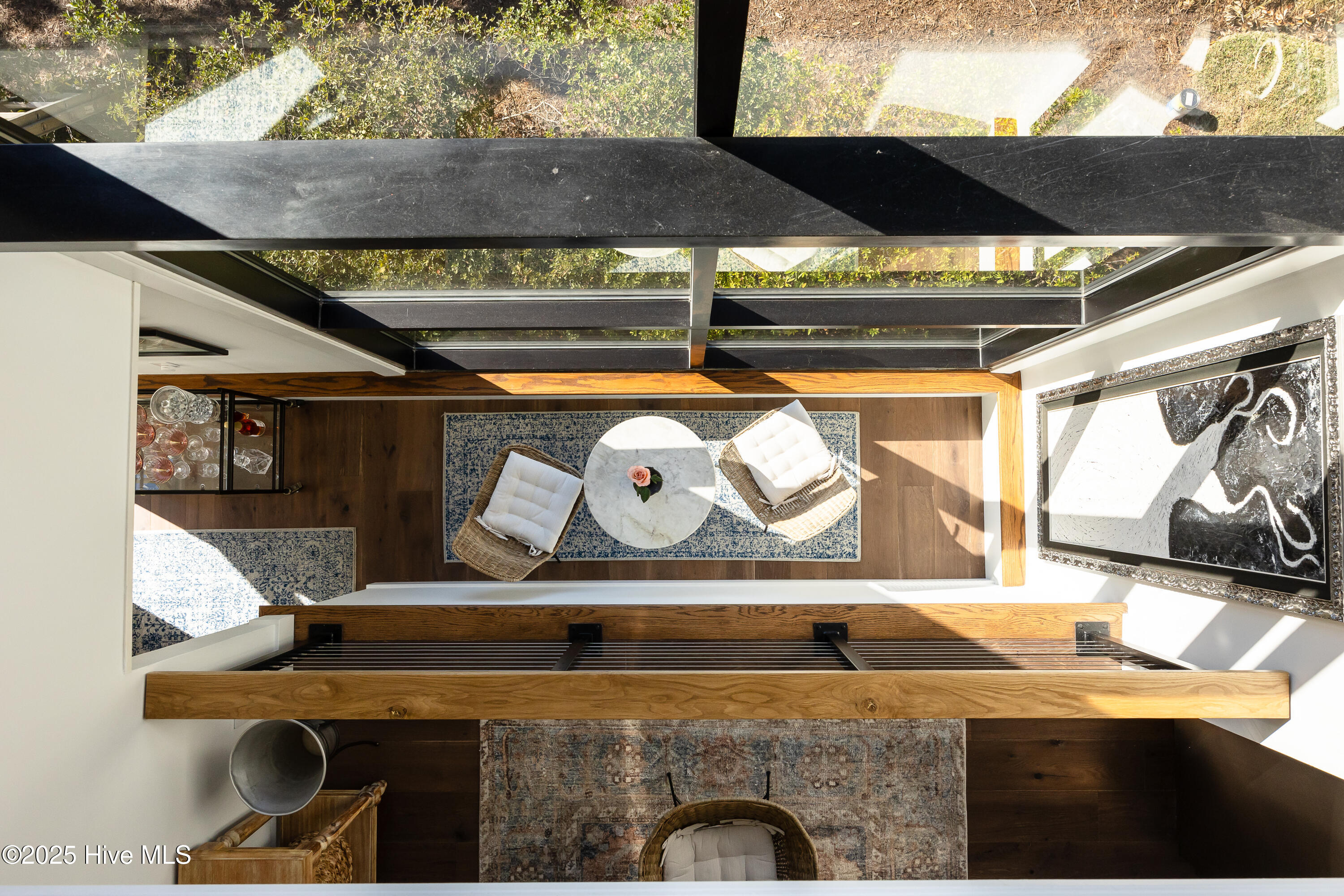 100518193 | Photo 36