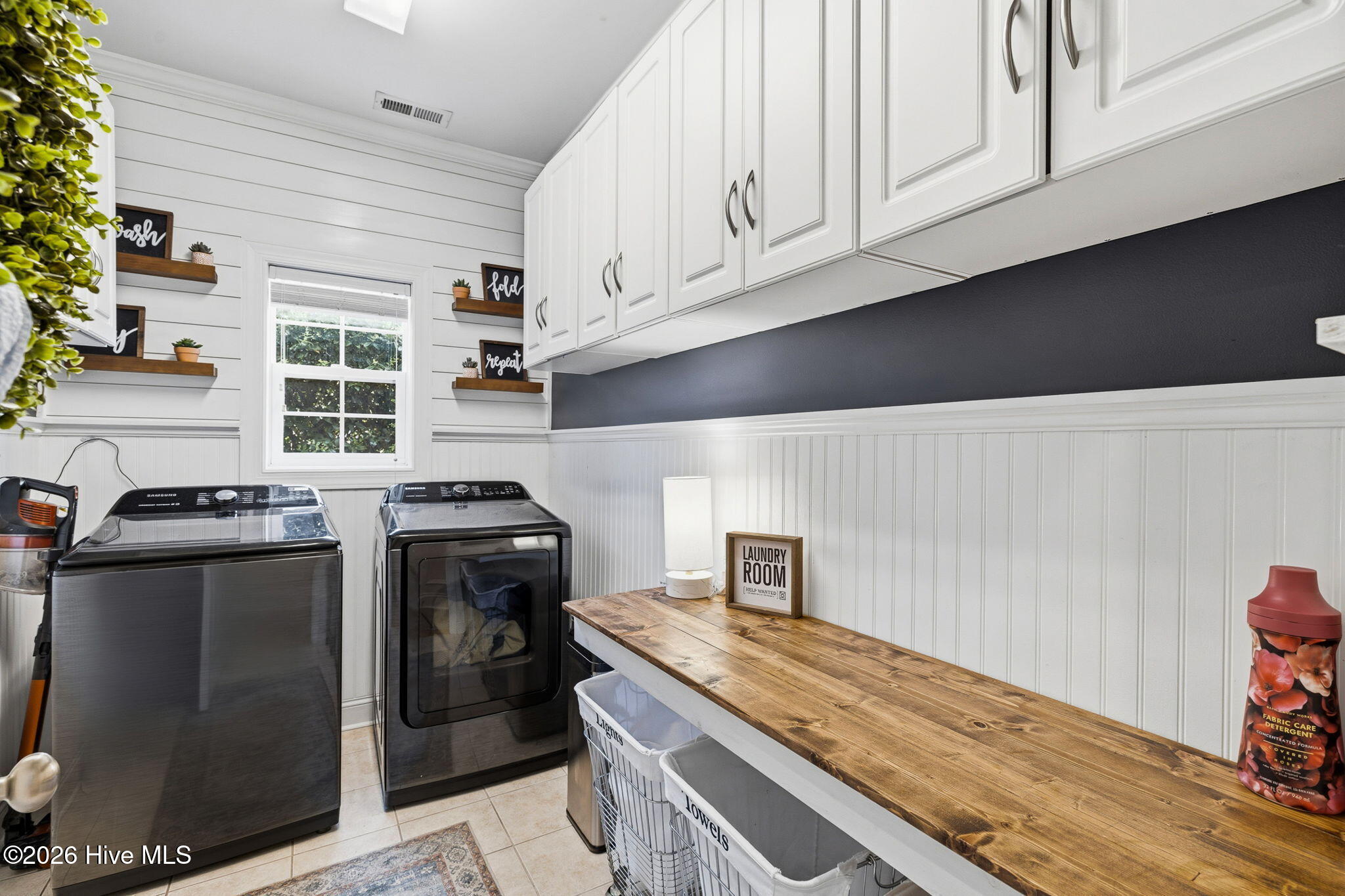 100561515 | Photo 88