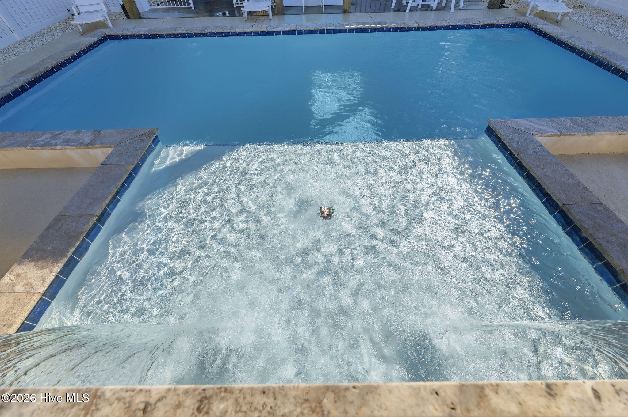 100559118 | Photo 80