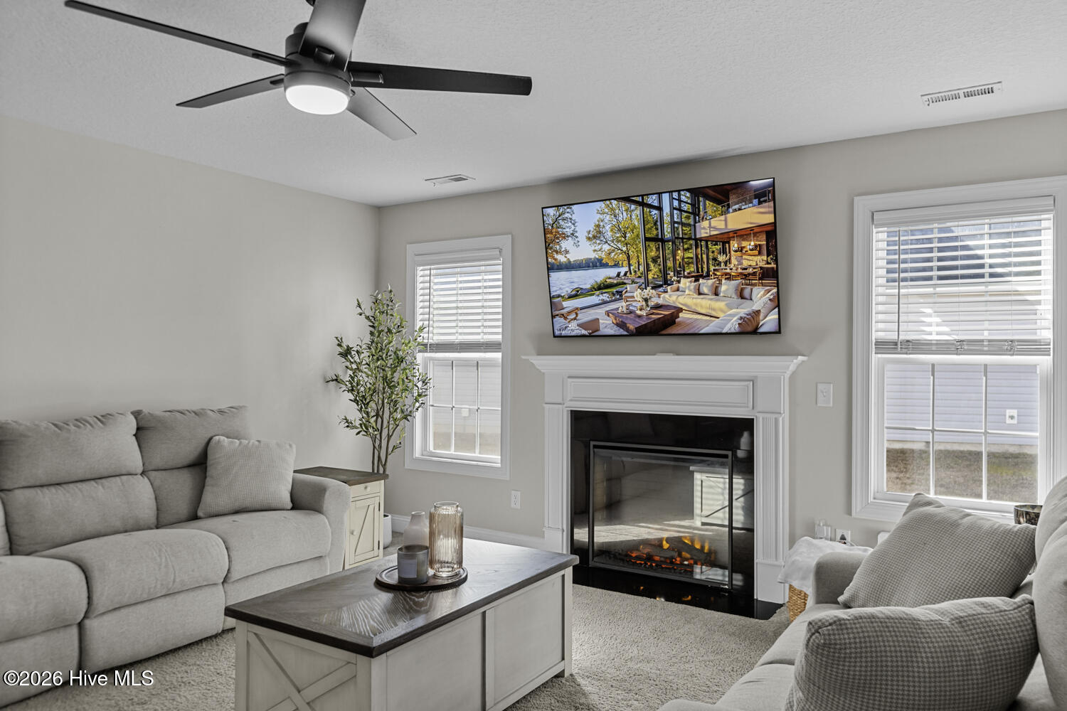 100552238 | Photo 15