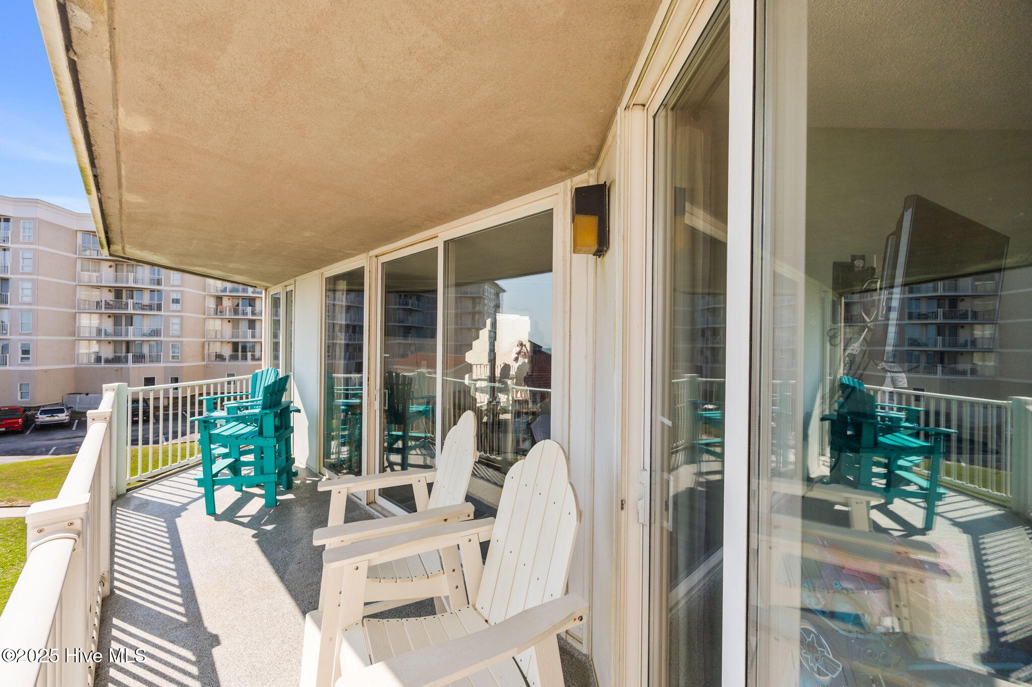 100528908 | Photo 32