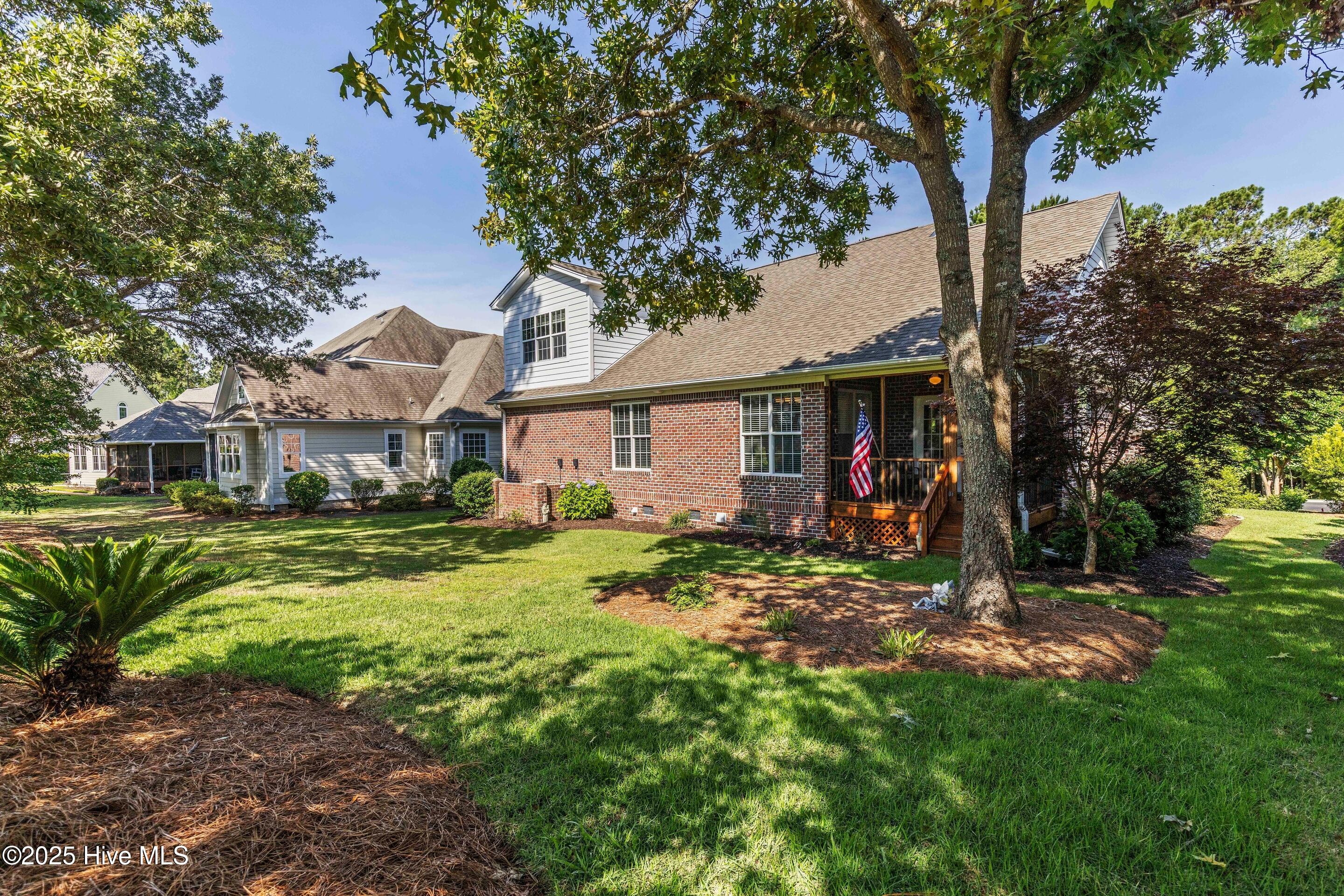 100514713 | Photo 63