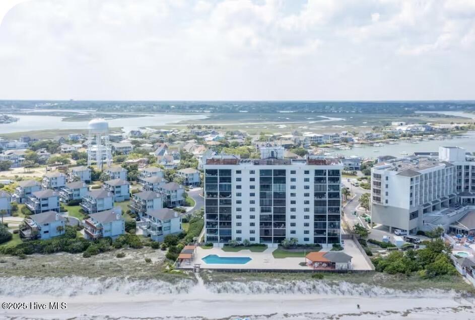 100546716 | Photo 30