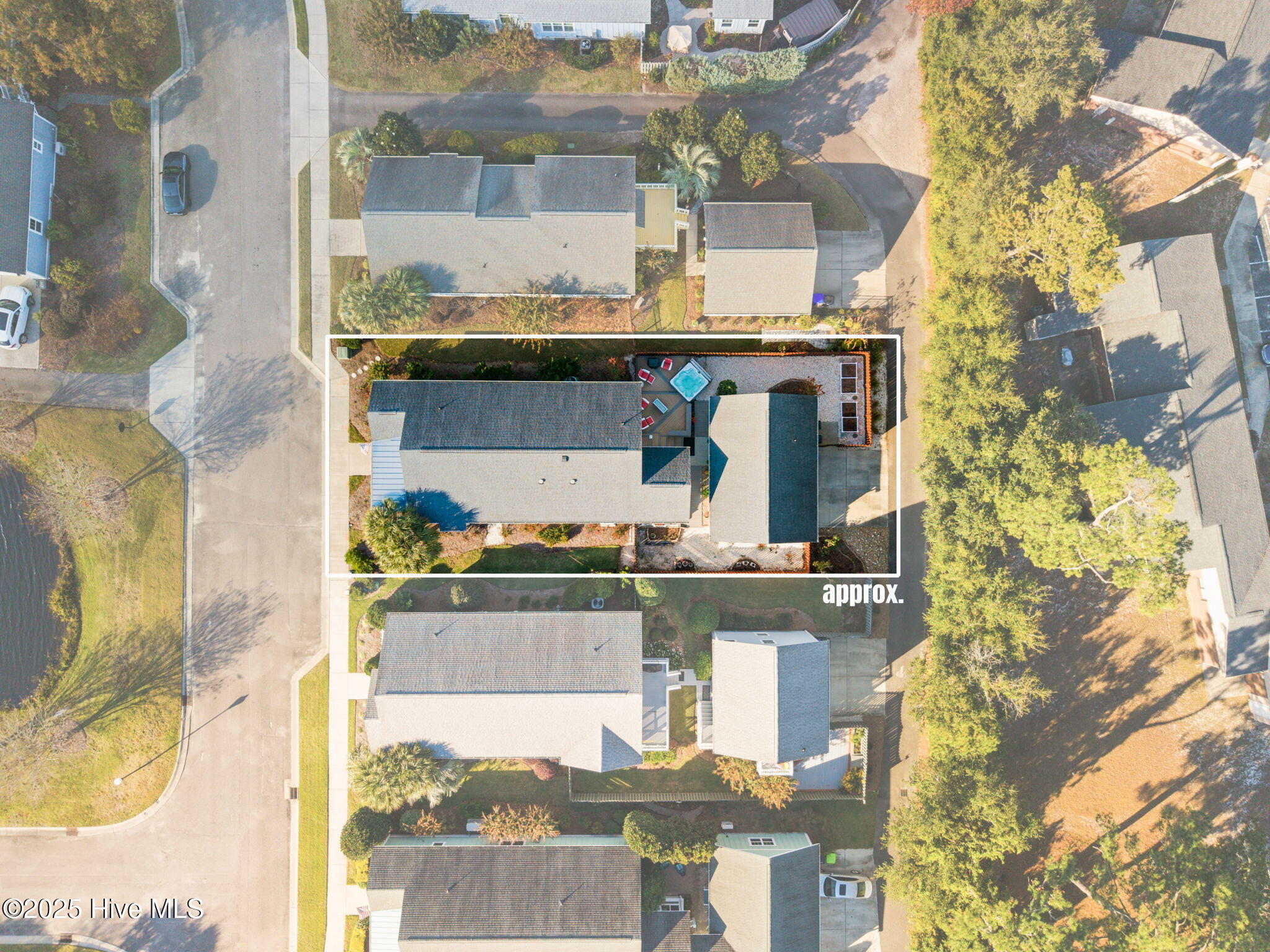 100541992 | Photo 15