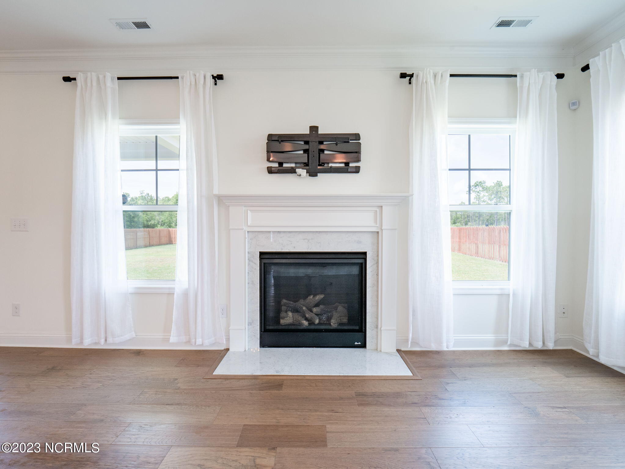 100550664 | Photo 14