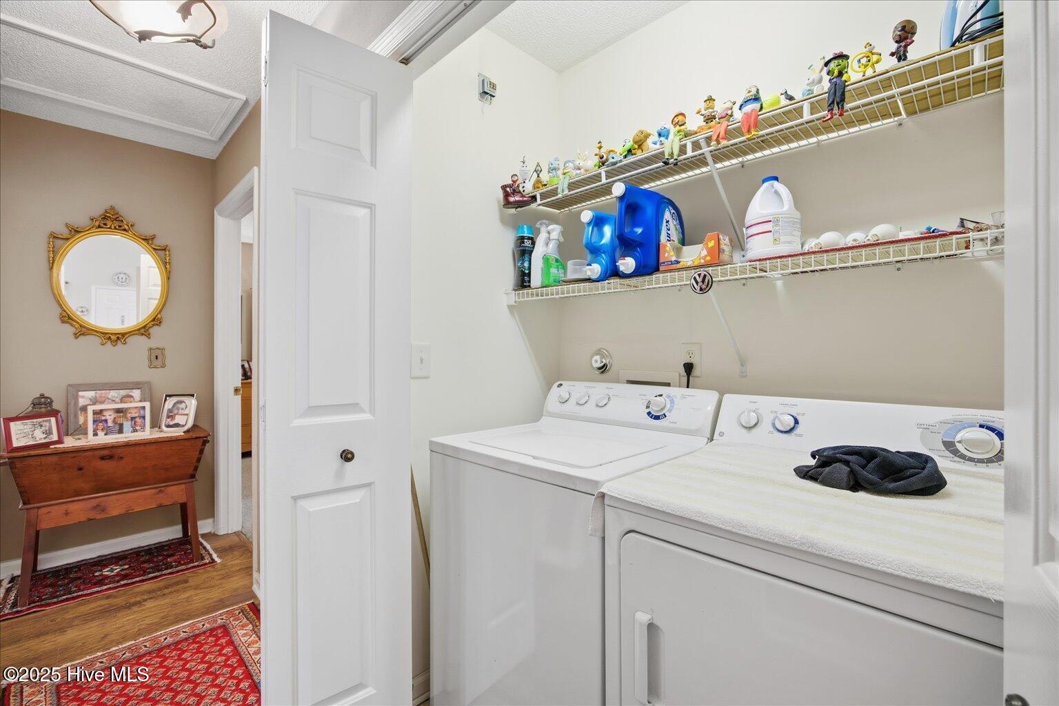 100543626 | Photo 17