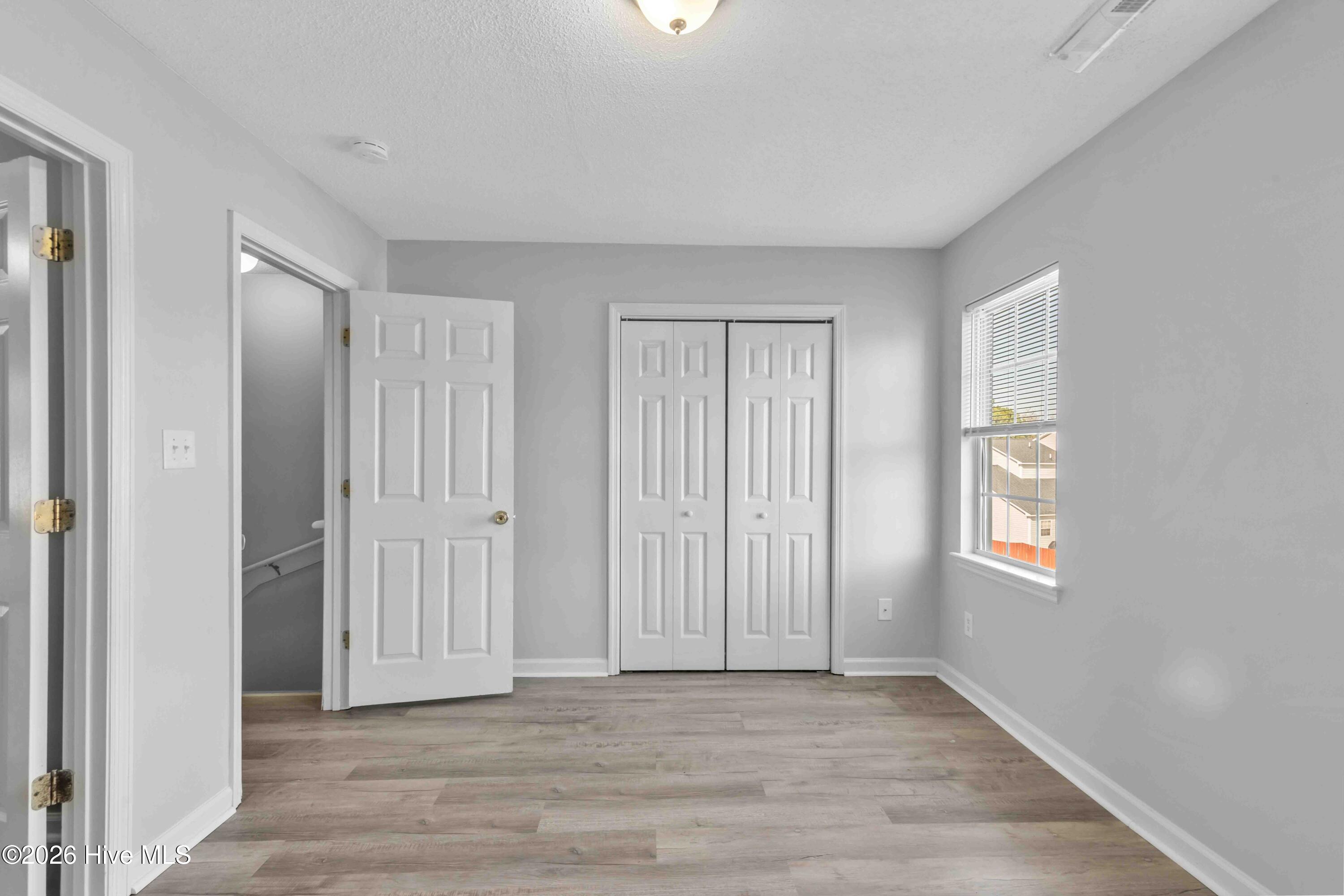 100558558 | Photo 13