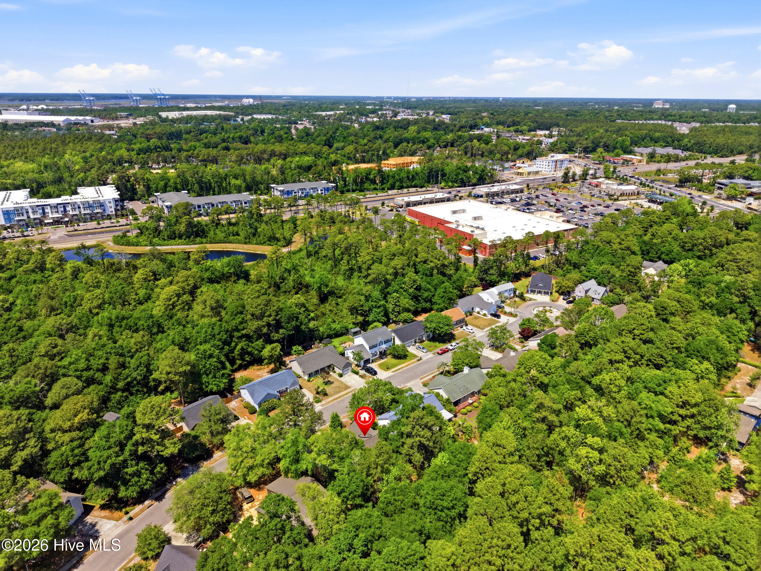 100569296 | Photo 29