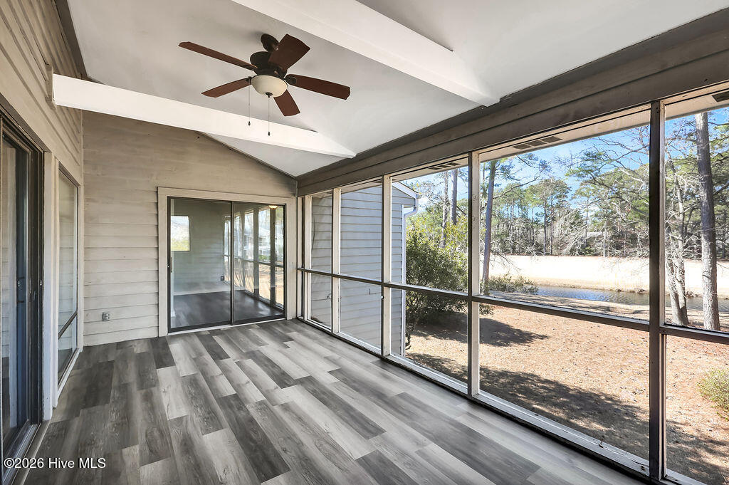 100556697 | Photo 31