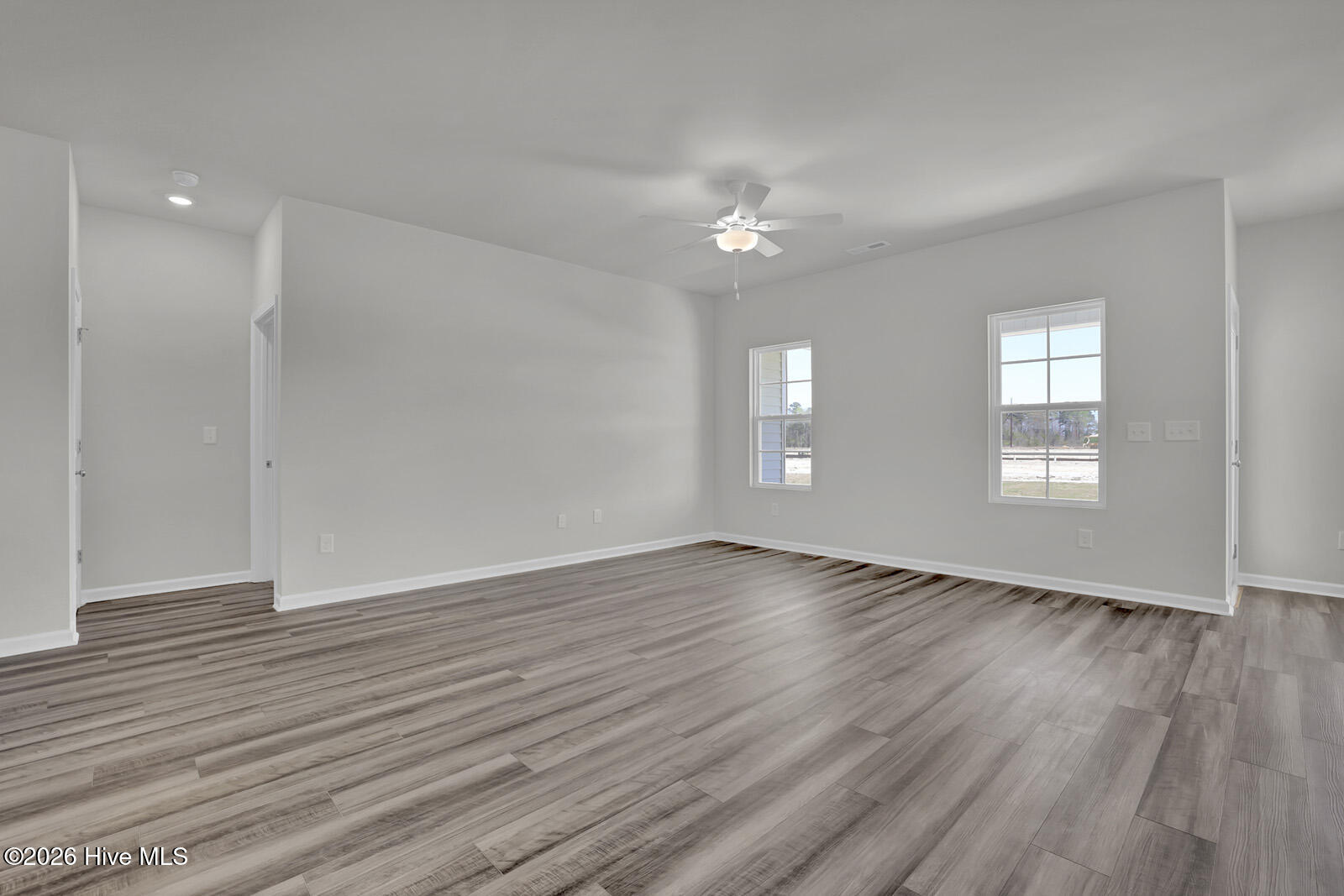 100550126 | Photo 20