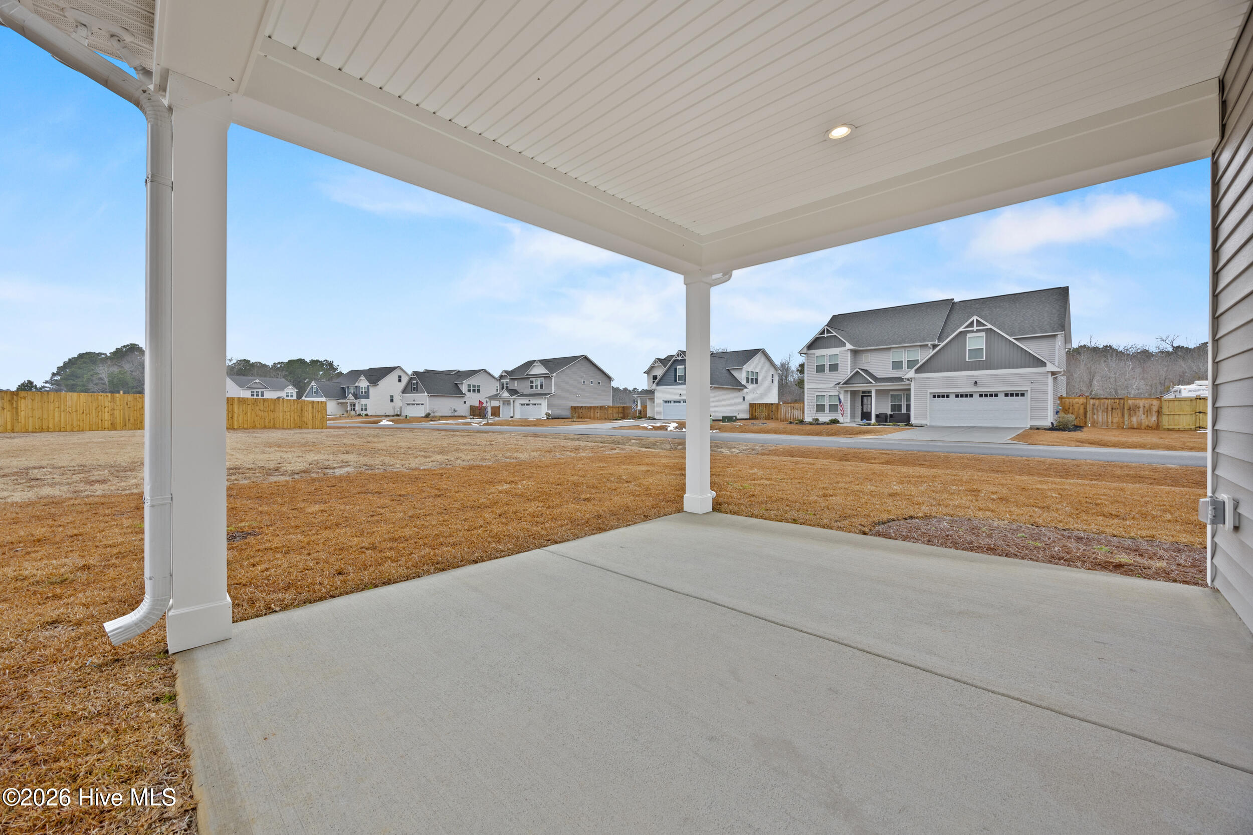 100552292 | Photo 43