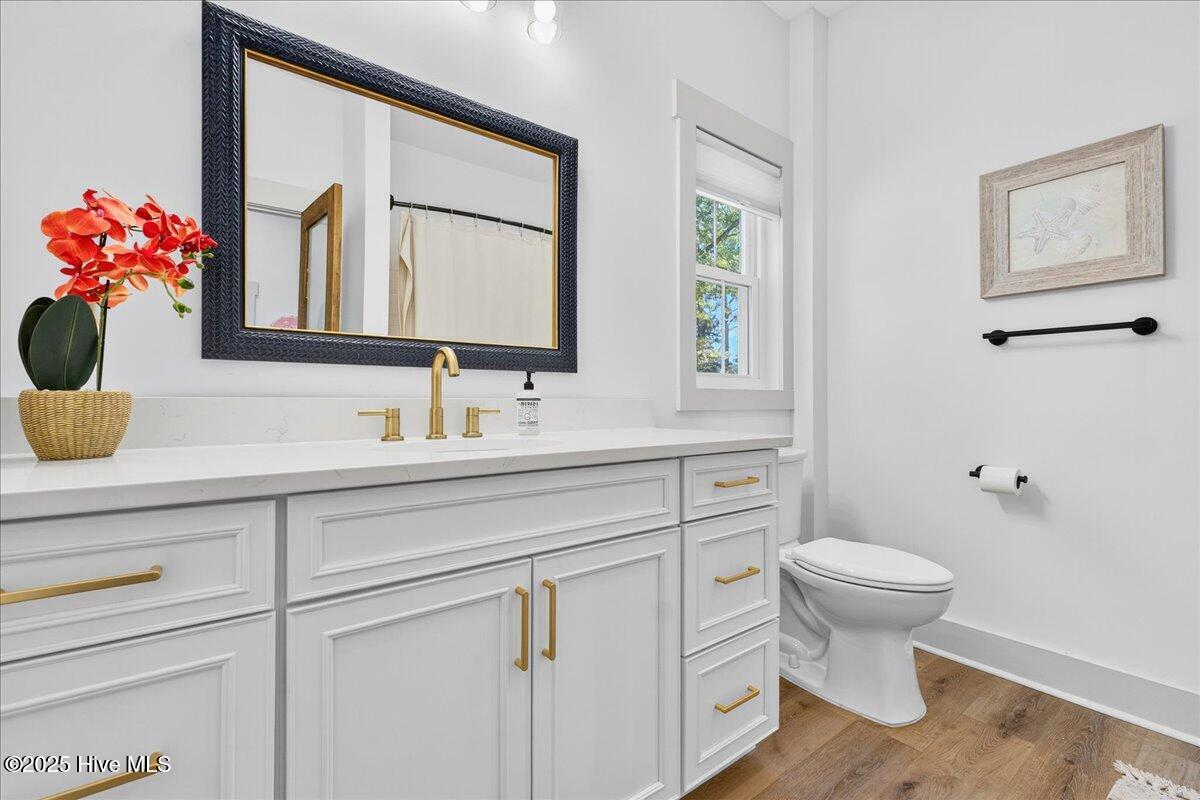 100536911 | Photo 34