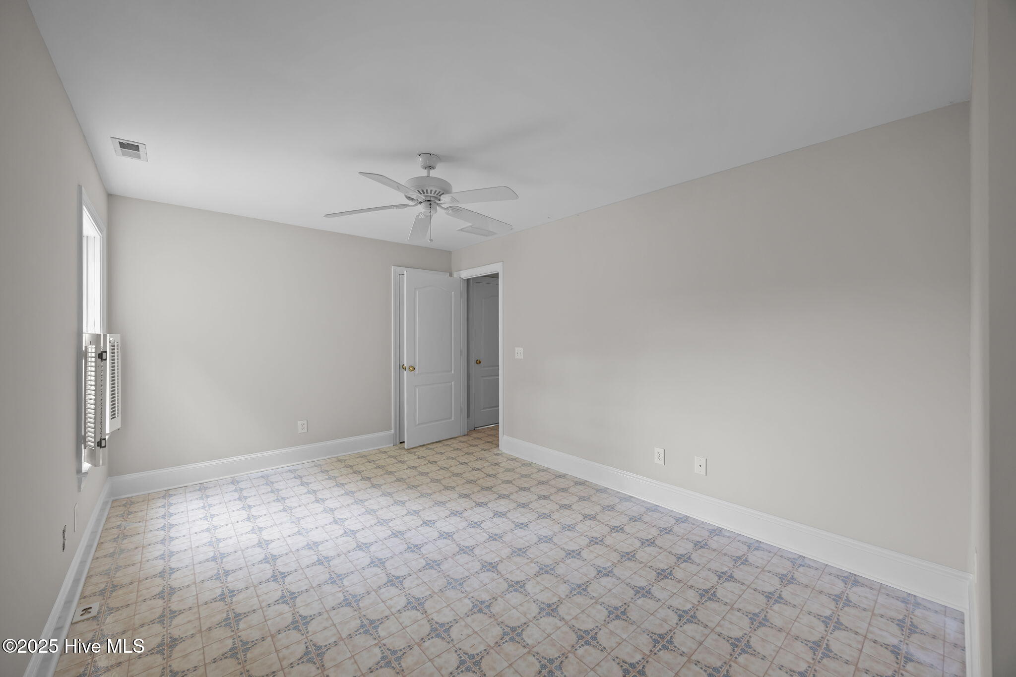 48-web-or-mls-BLS_0126