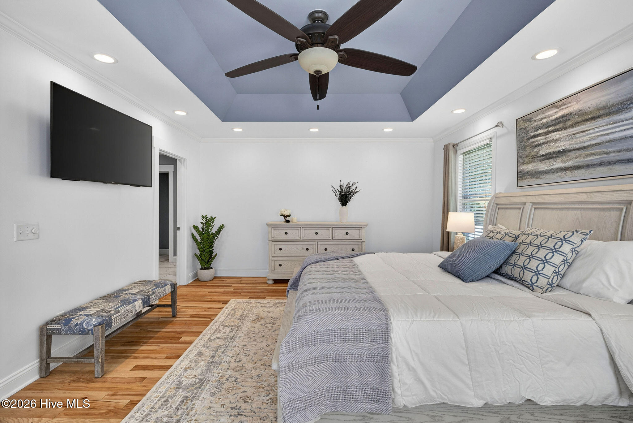 100567485 | Photo 27