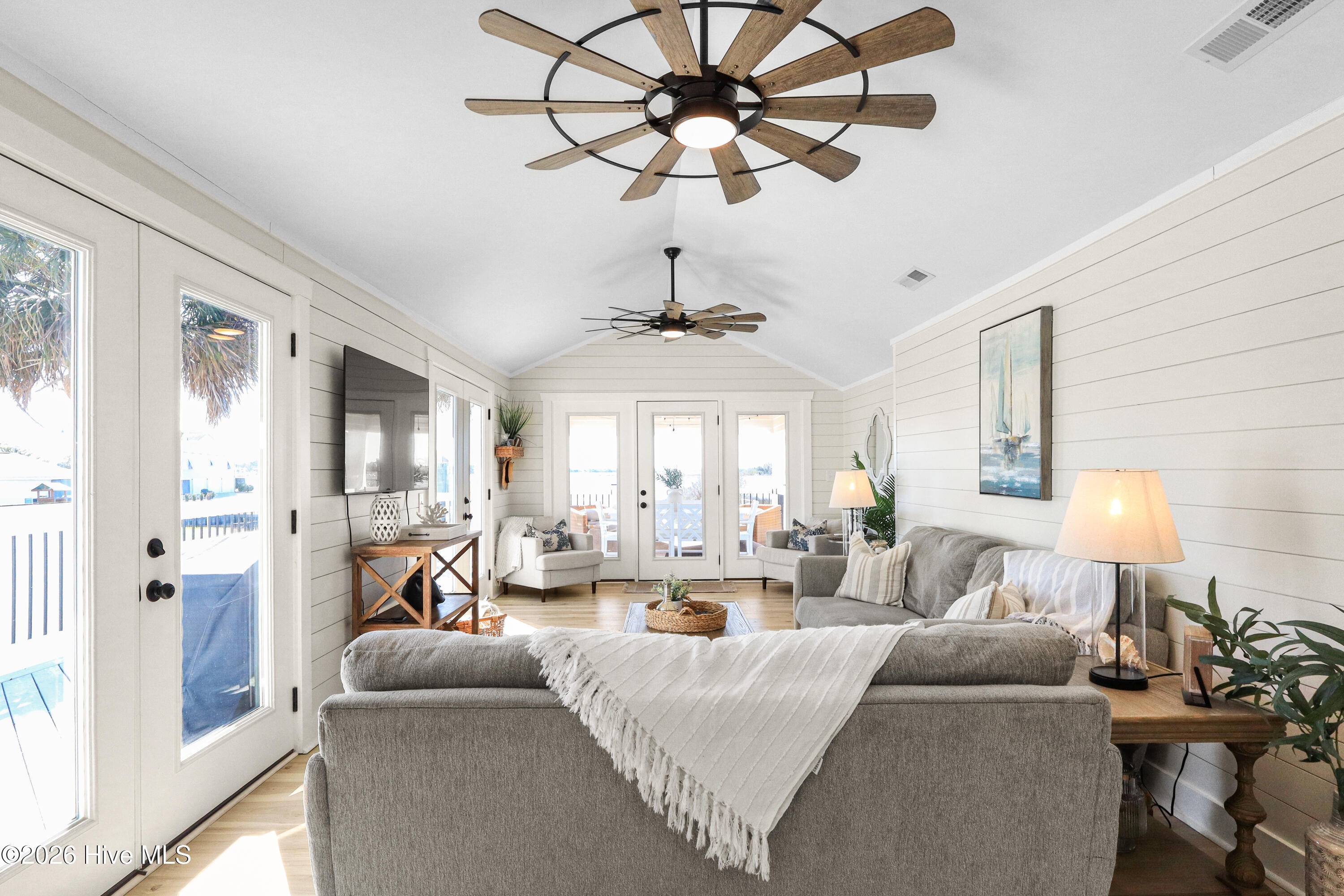 206 Goose Creek Loop 