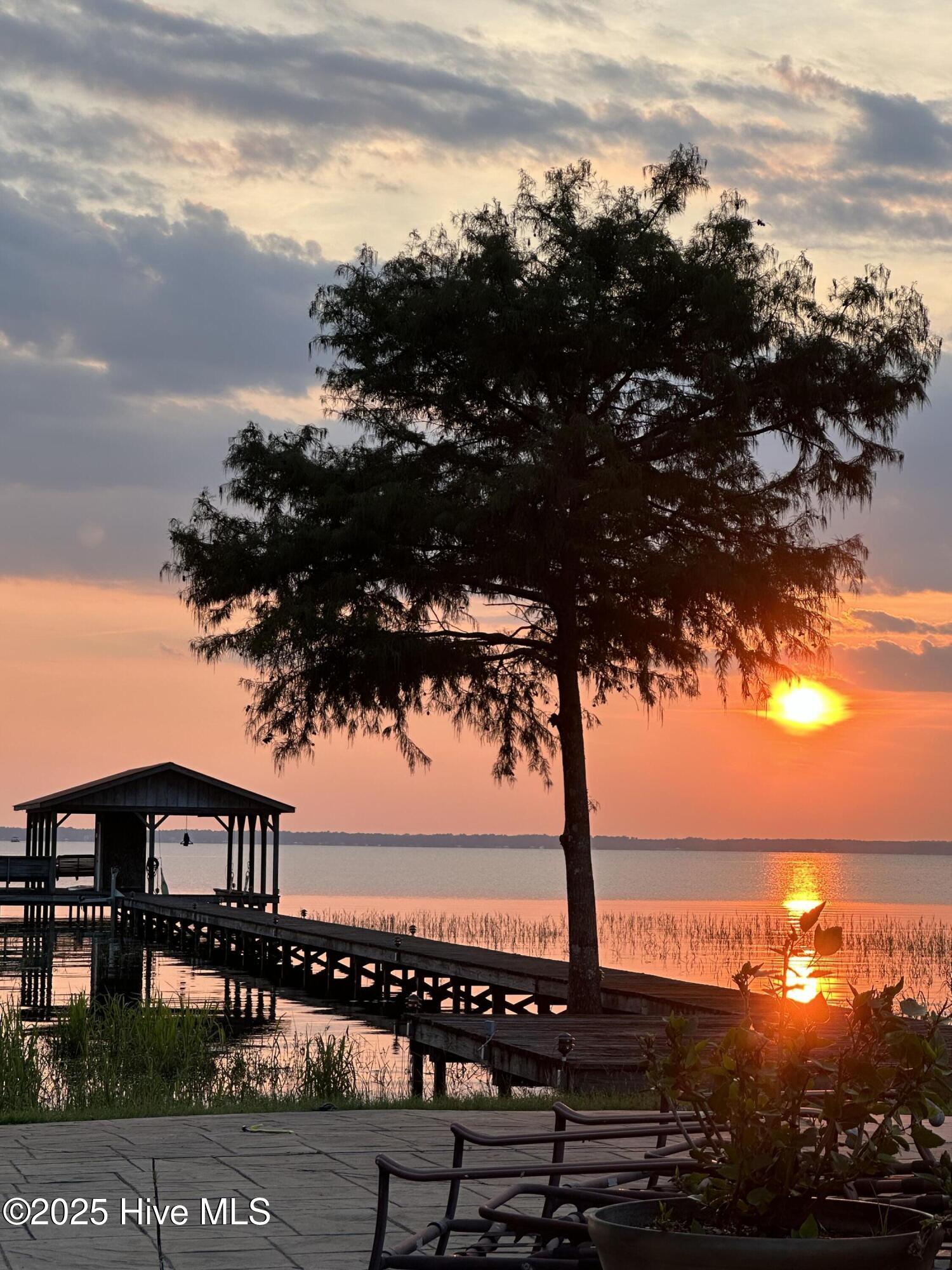 100514130 | Photo 137