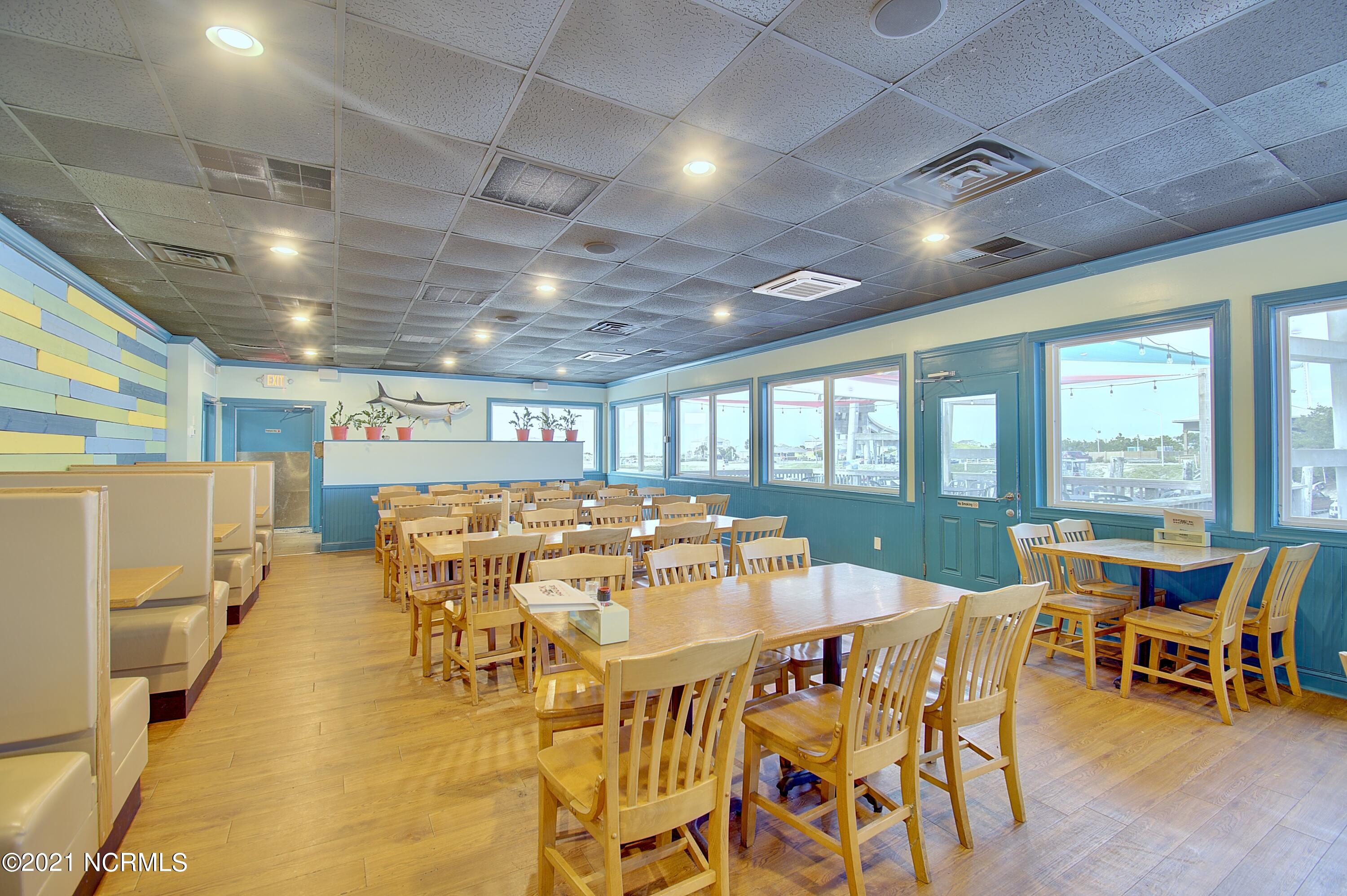 100502162 | Photo 30