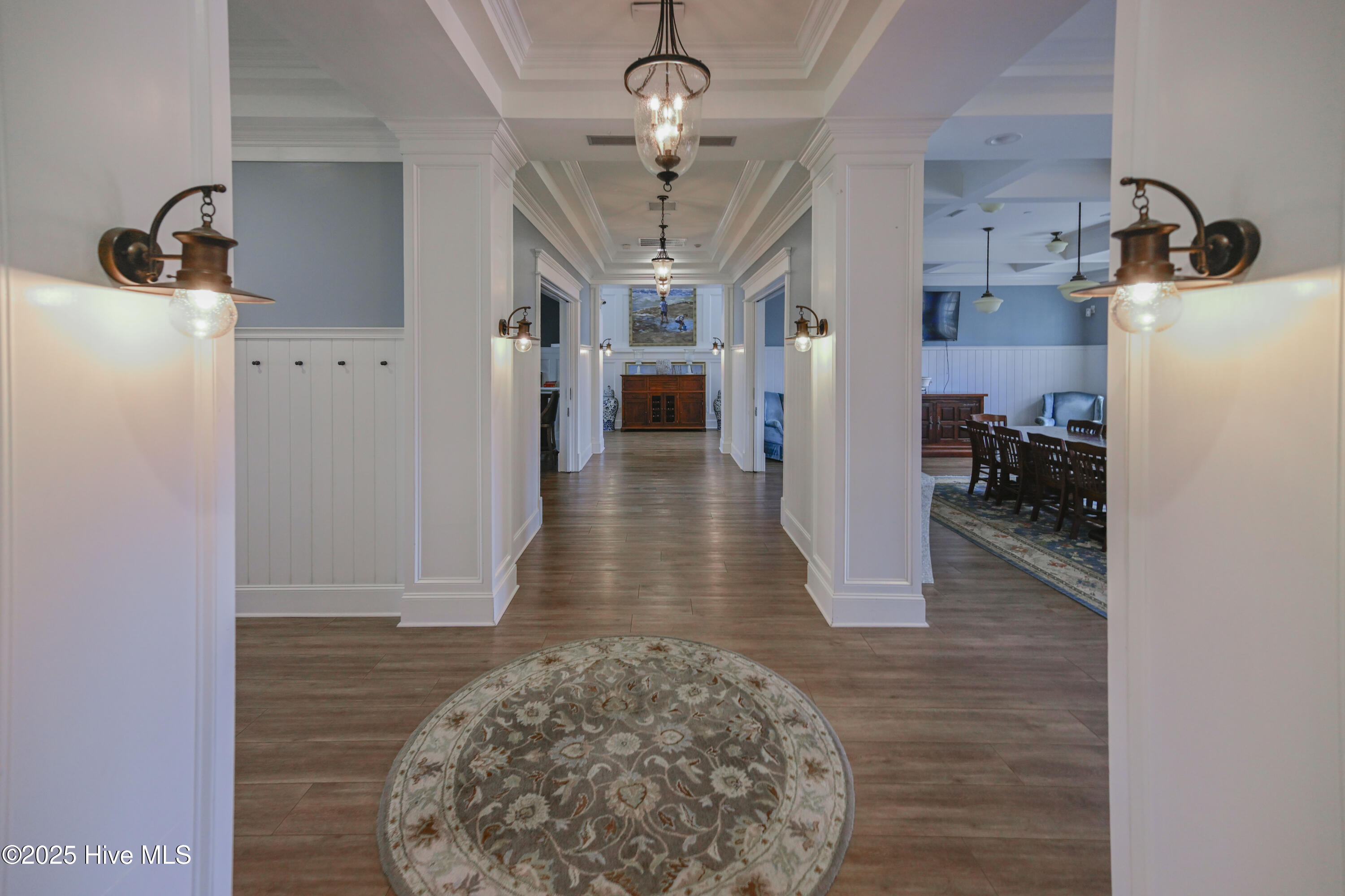 100523770 | Photo 70