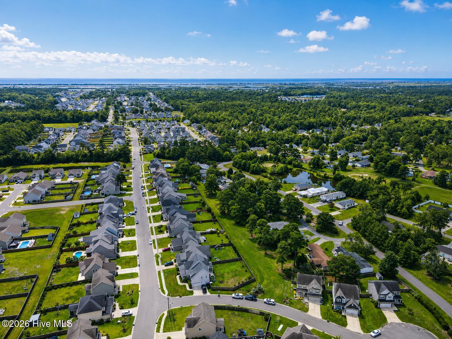 100585691 | Photo 75