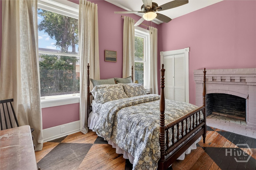 Downstairs Bedroom with en-suite