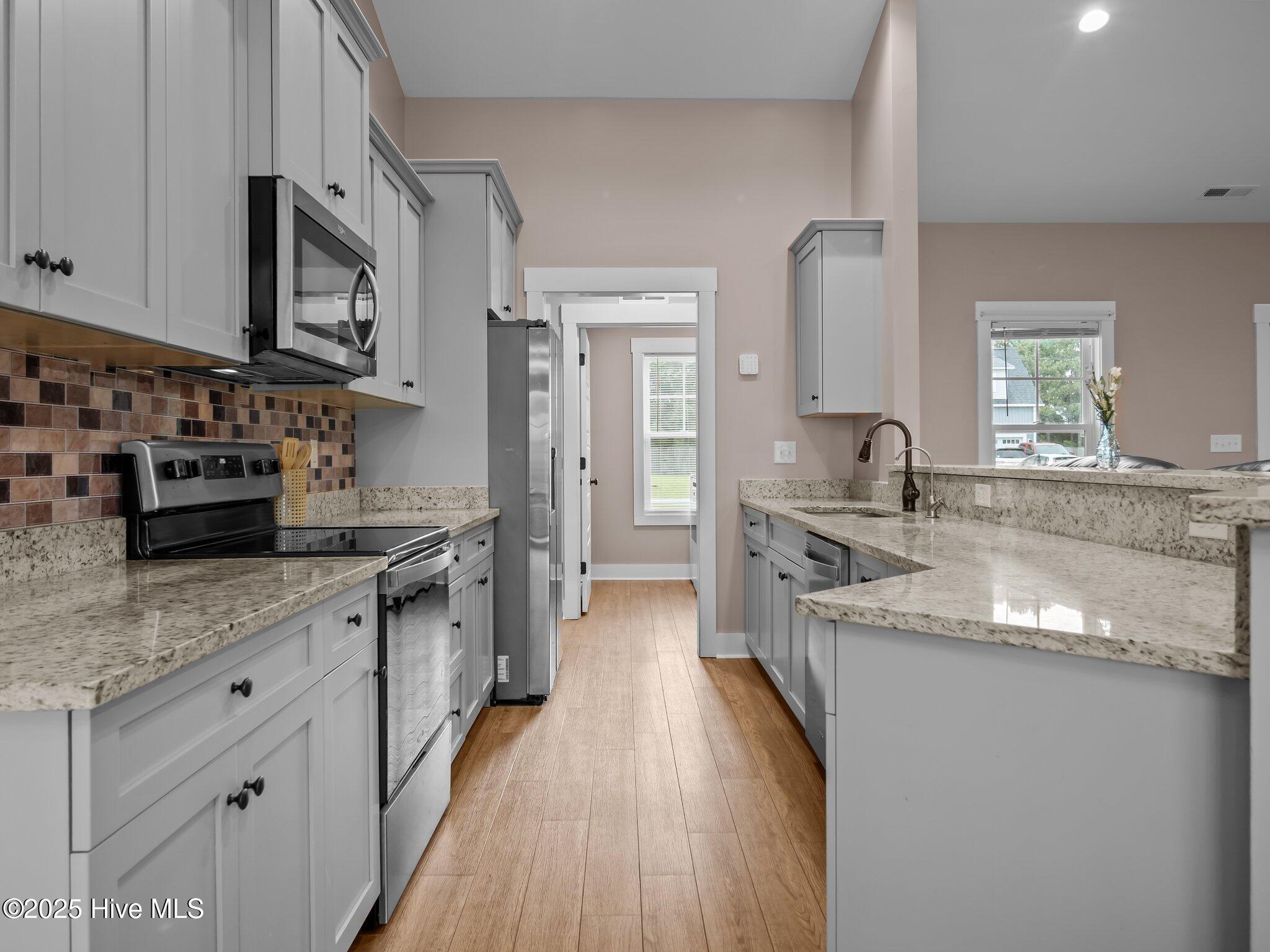 500 Perth Court, Hubert, NC 28539 – photo 7: 39-web-or-mls-P6116214
