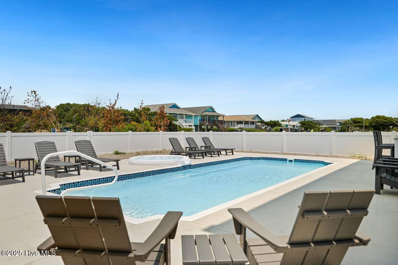 100527522 | Photo 118