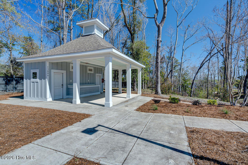 100547233 | Photo 54