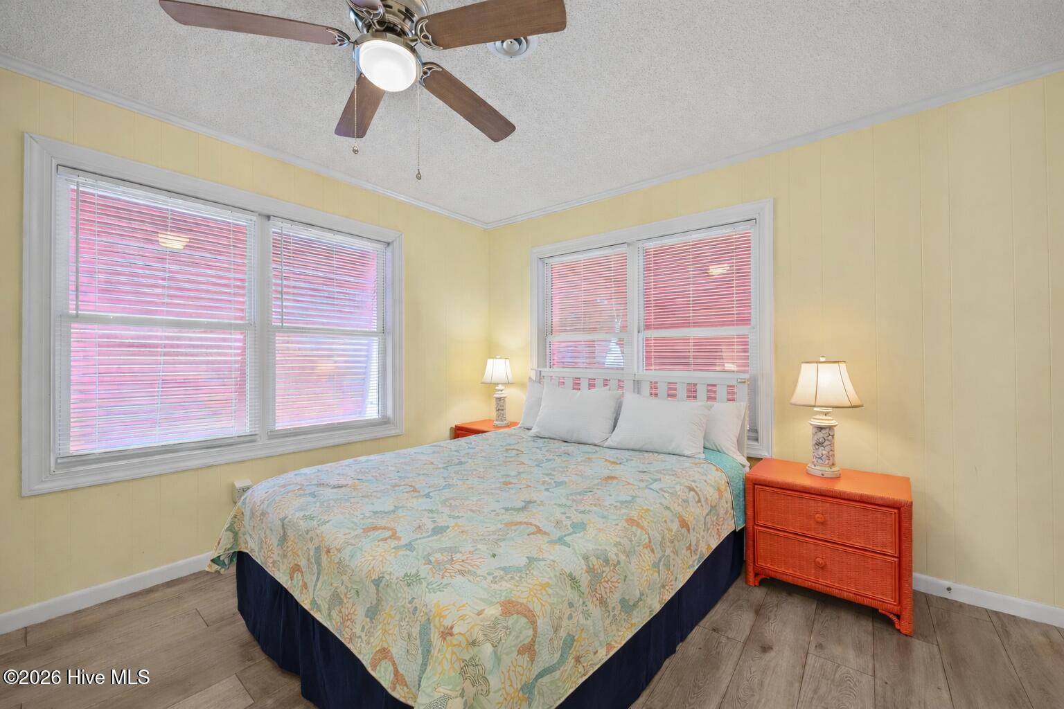 100559652 | Photo 42