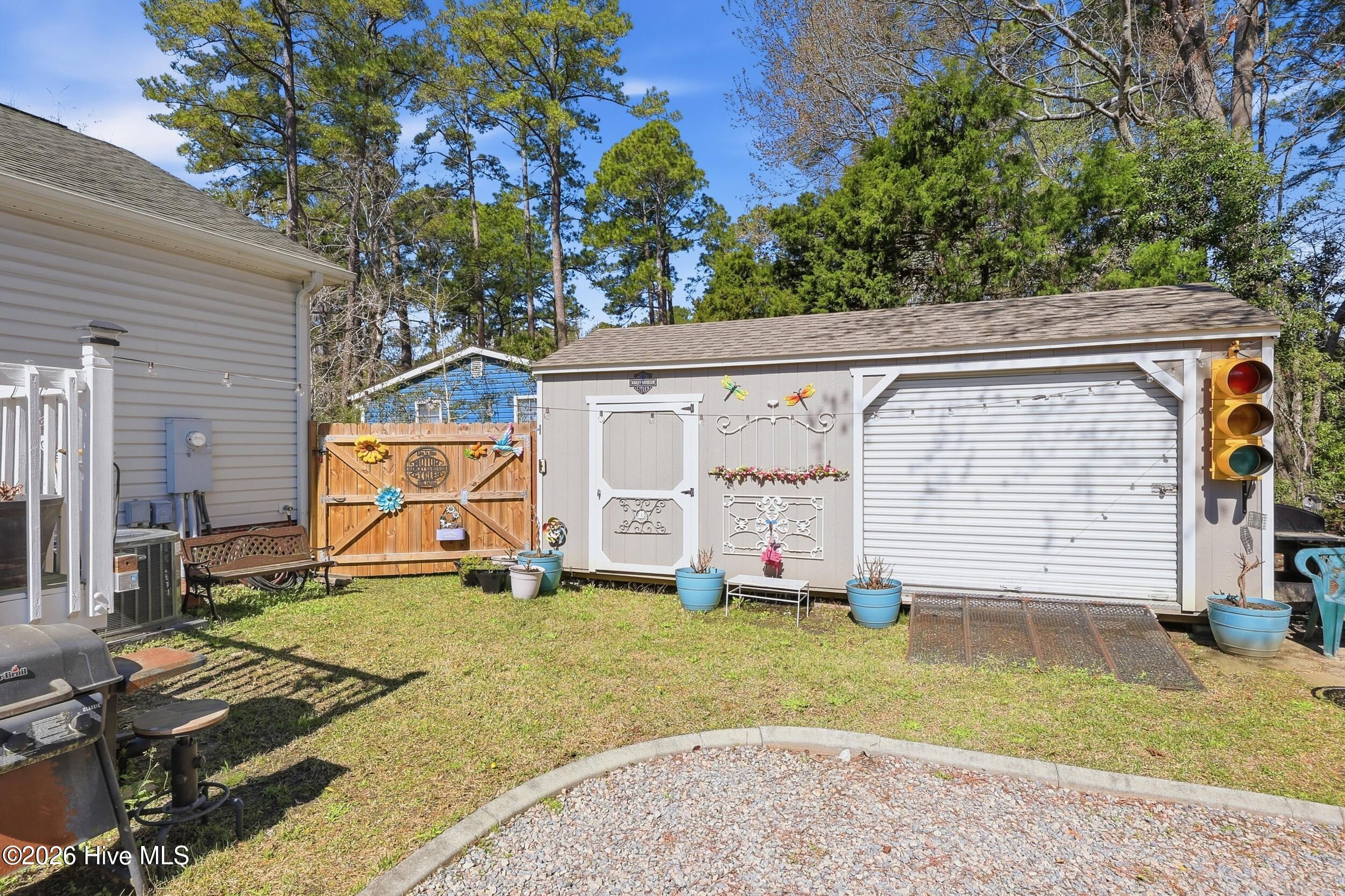 100561141 | Photo 43