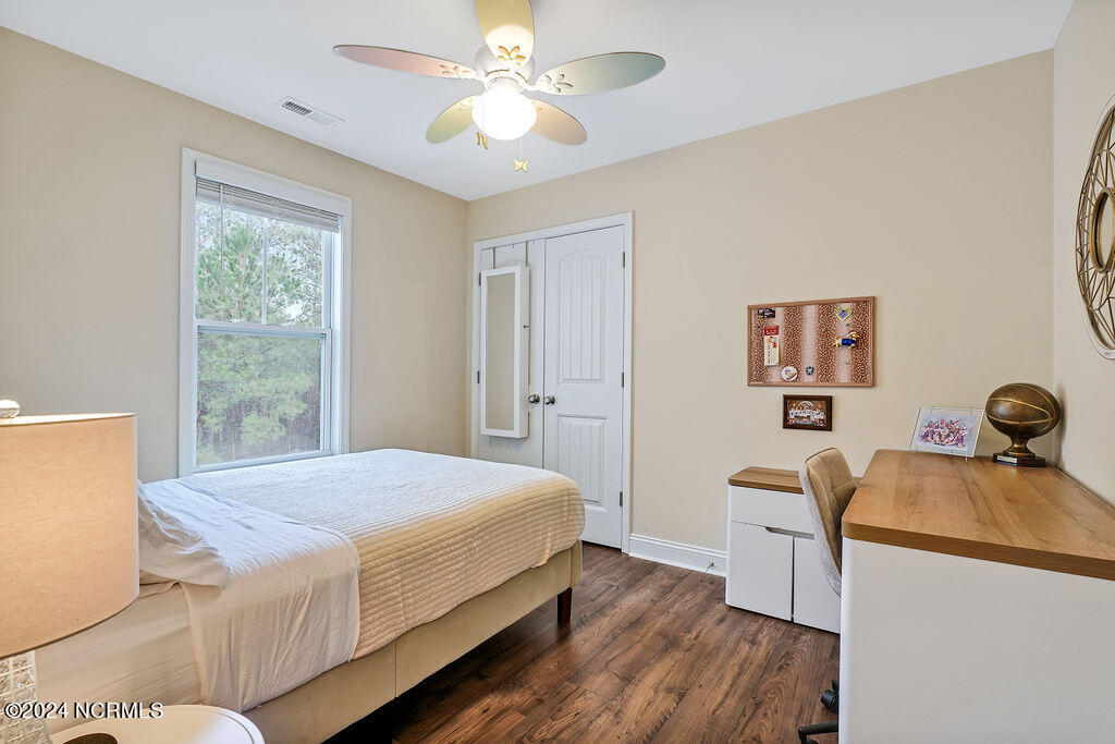 100565738 | Photo 32