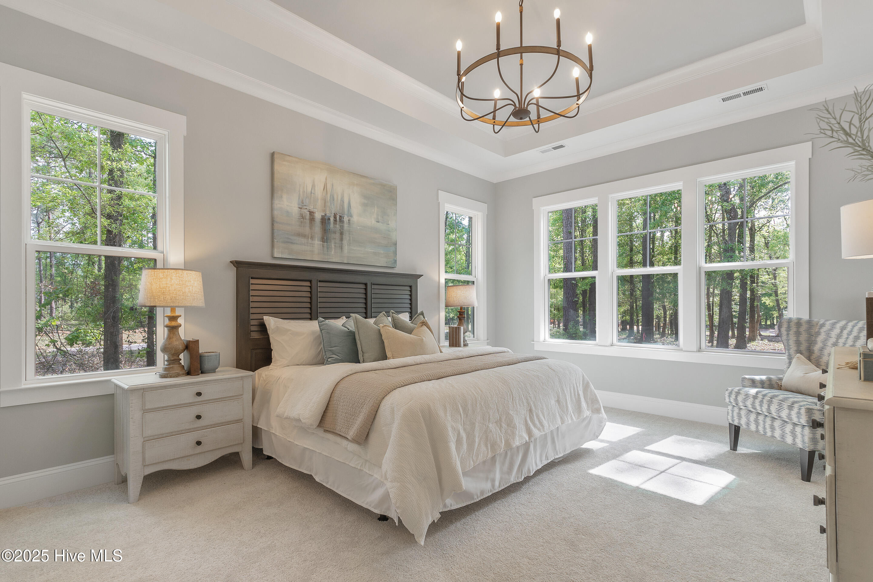 100487716 | Photo 26