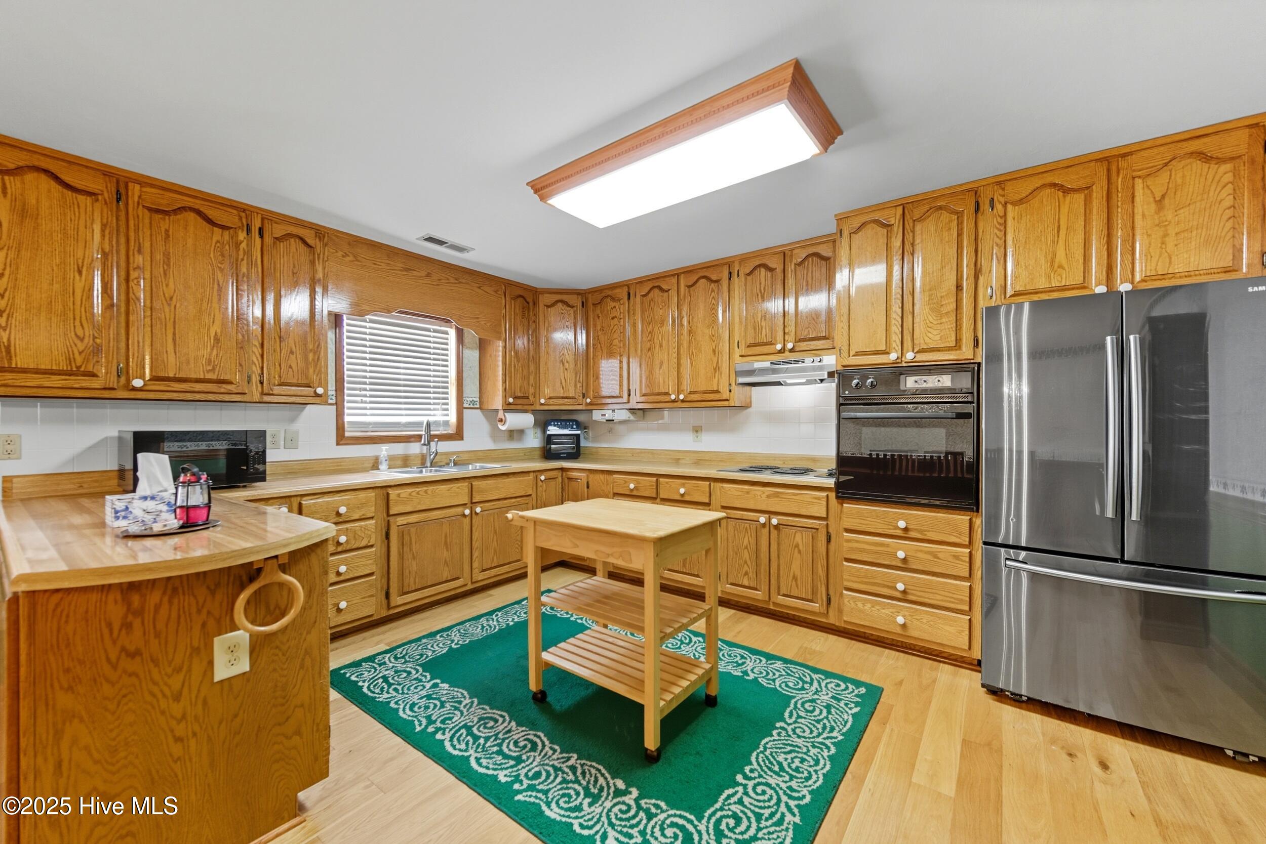 Homes for sale in Knotts Island, NC | 102 Wade Ave, Knotts Island, NC 27950 | MLS# 100547013