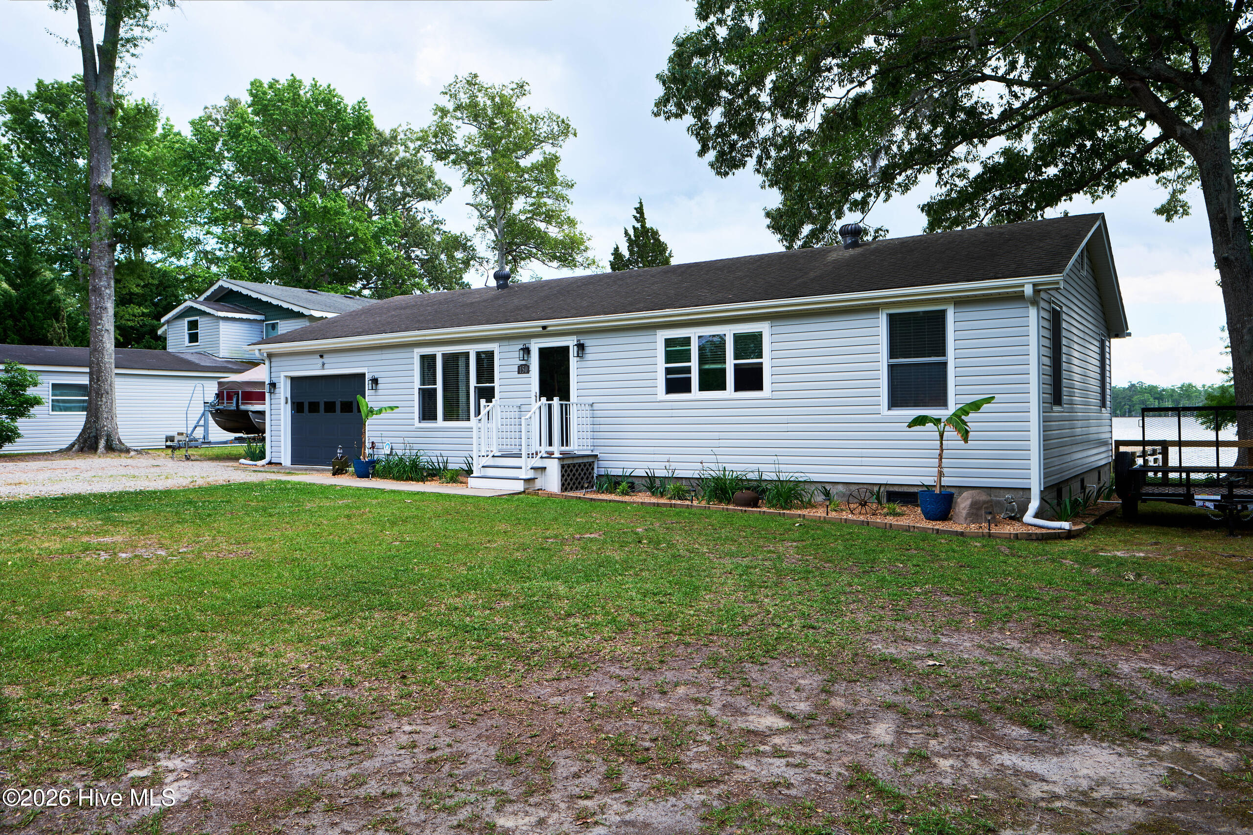 150 Pine, Hertford, North Carolina, 3 Bedrooms Bedrooms, 6 Rooms Rooms,2 BathroomsBathrooms,Single family residence,For sale,Pine,100575505 150 Pine, Hertford, North Carolina, 3 Bedrooms Bedrooms, 6 Rooms Rooms,2 BathroomsBathrooms,Single family residence,For sale,Pine,100575505