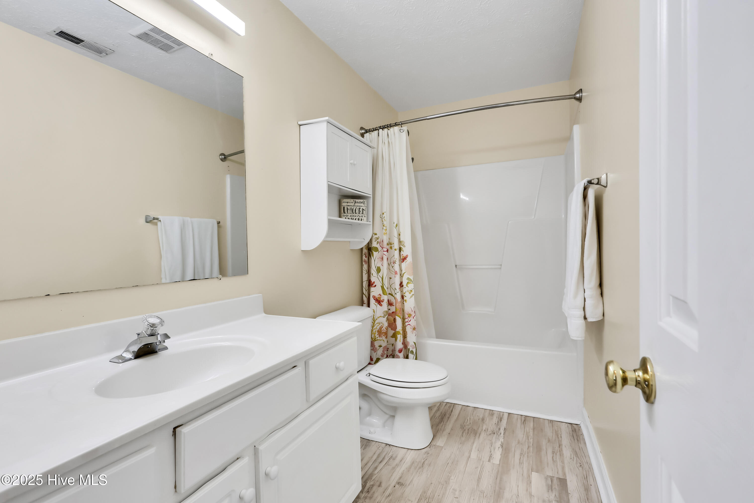 100544452 | Photo 22