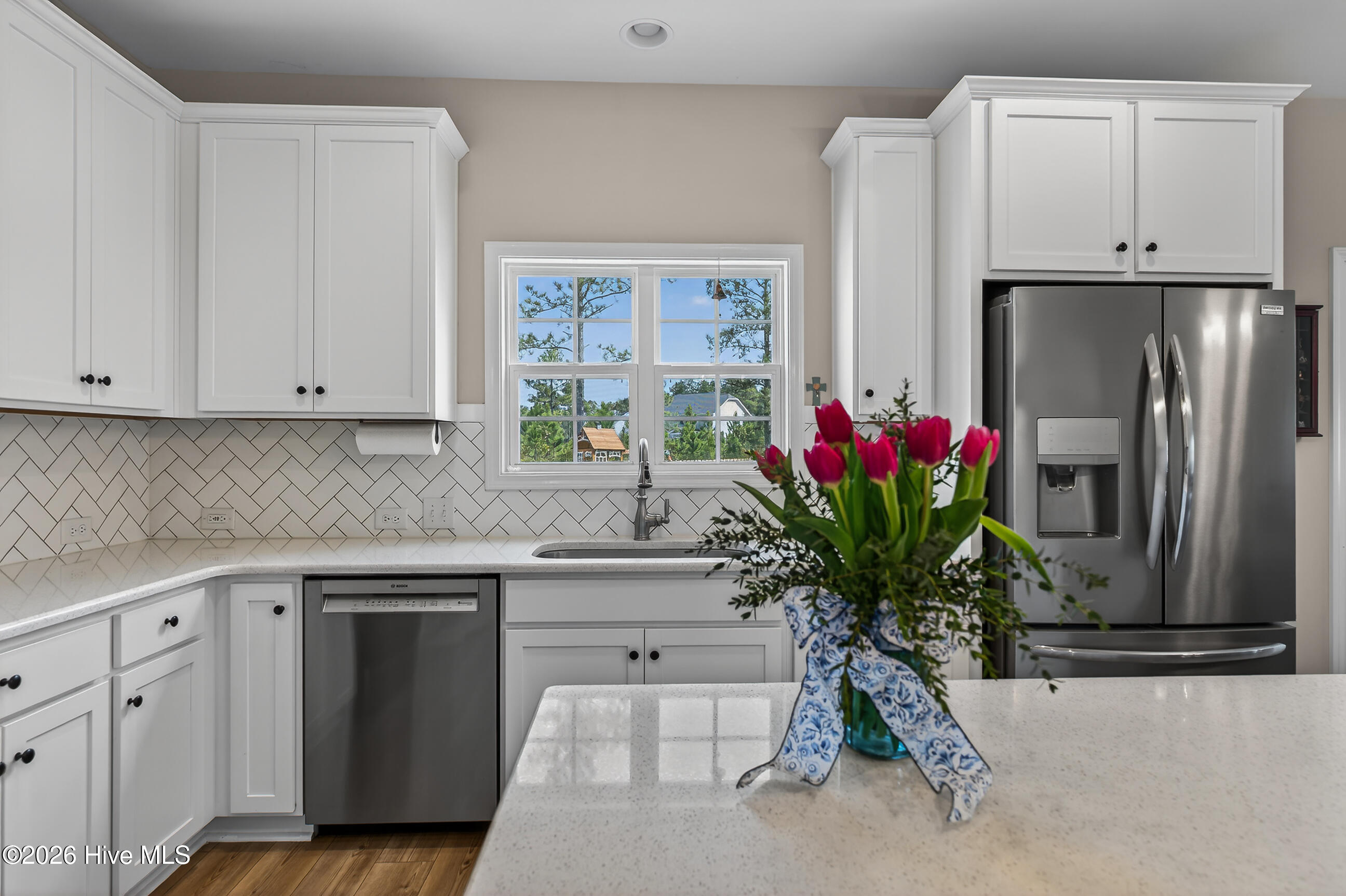 100561356 | Photo 17