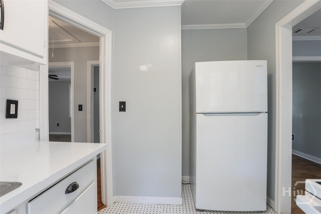 White appliances.