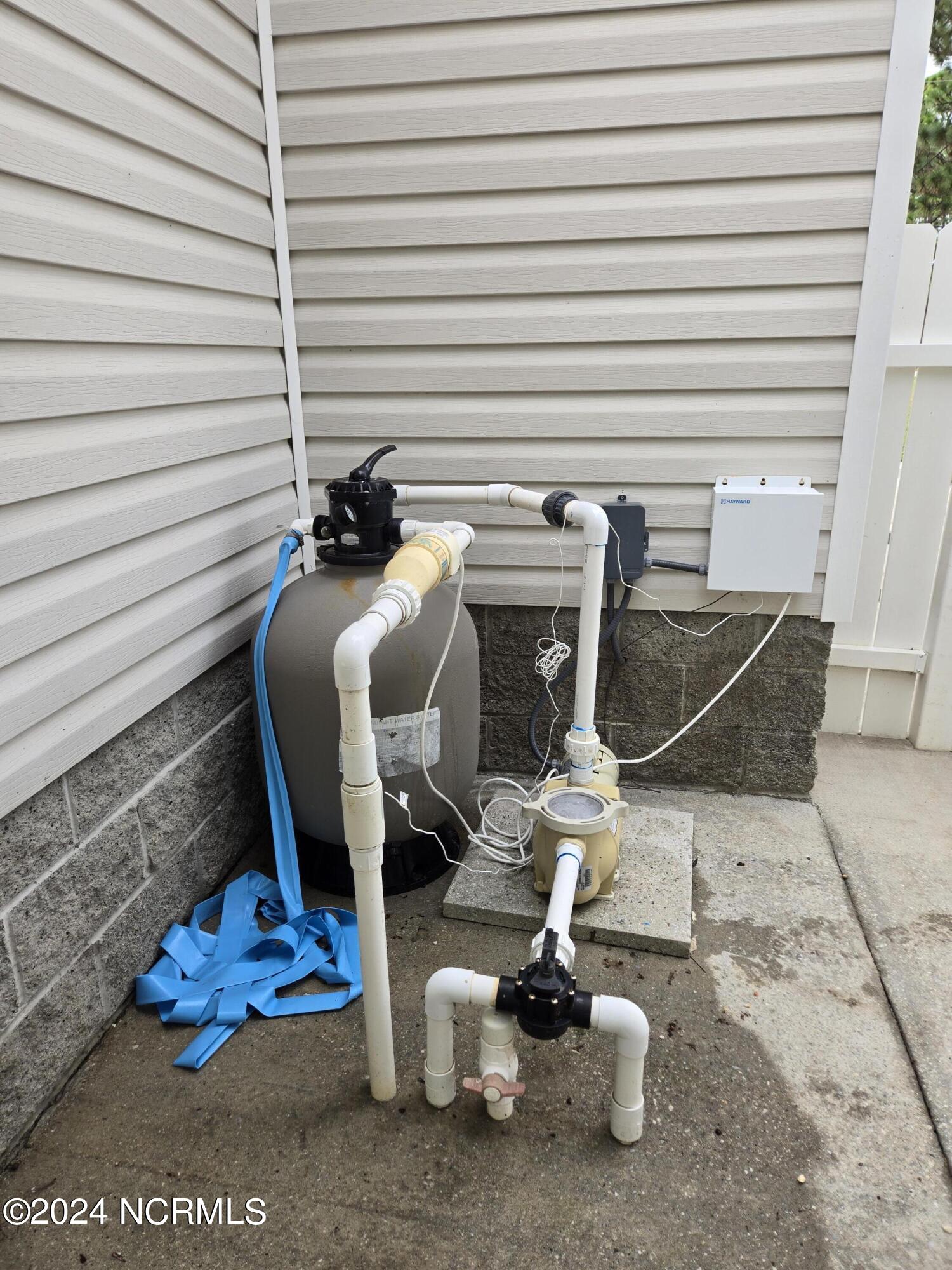 100465743 | Photo 57