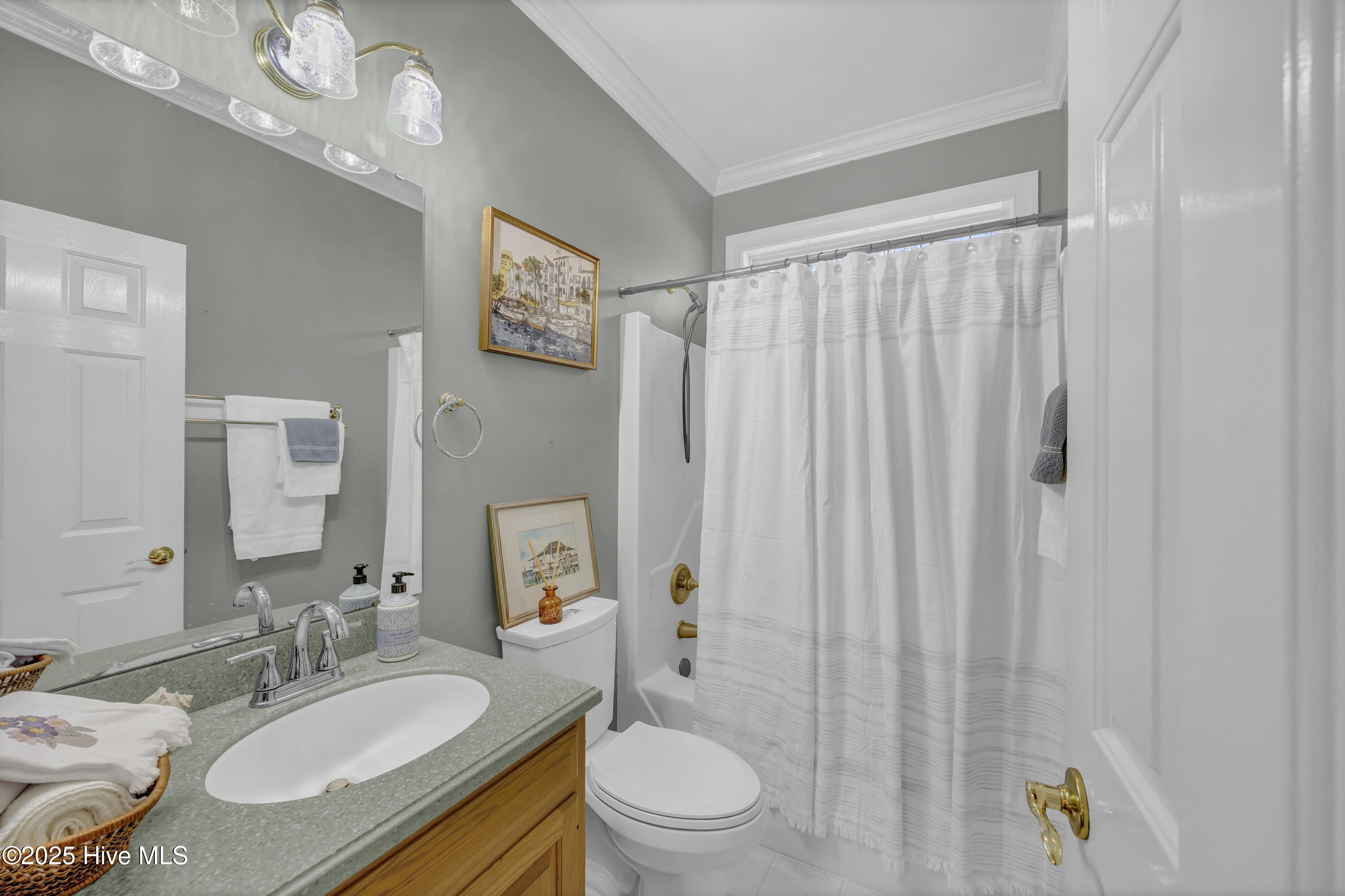 100546404 | Photo 20