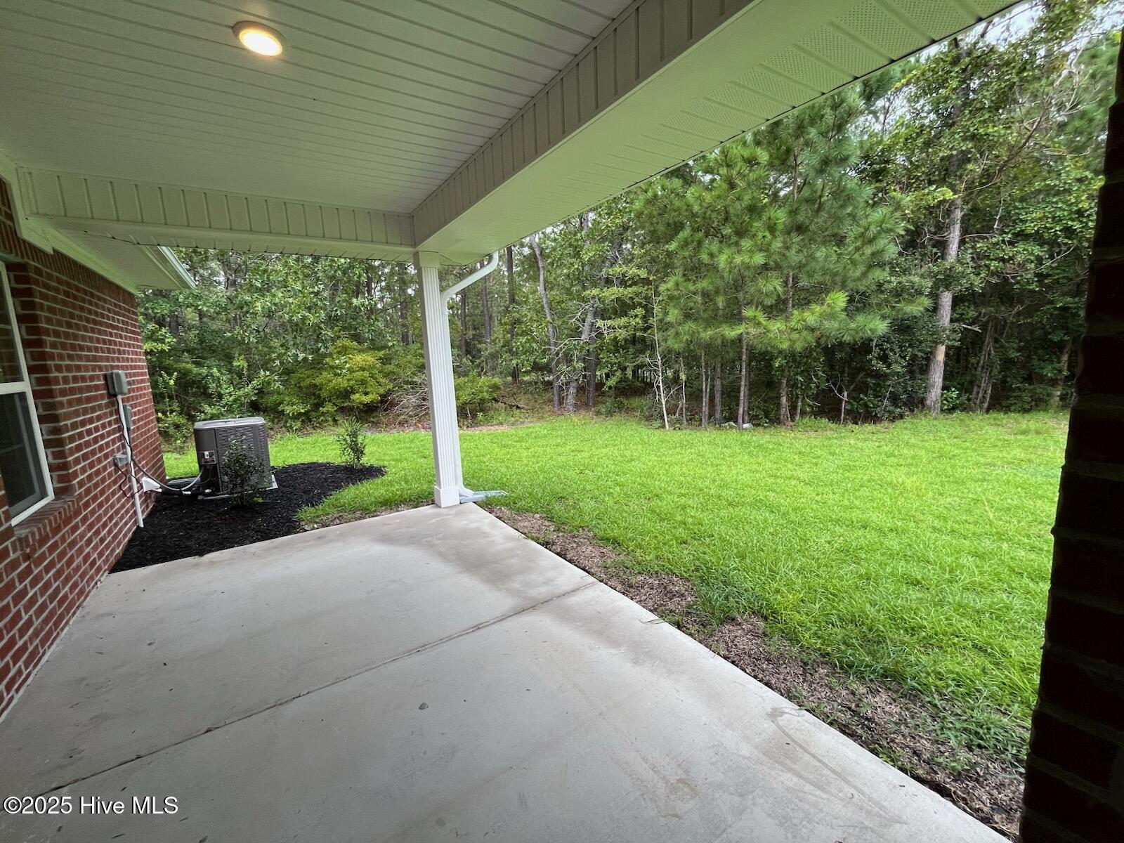 100420761 | Photo 24