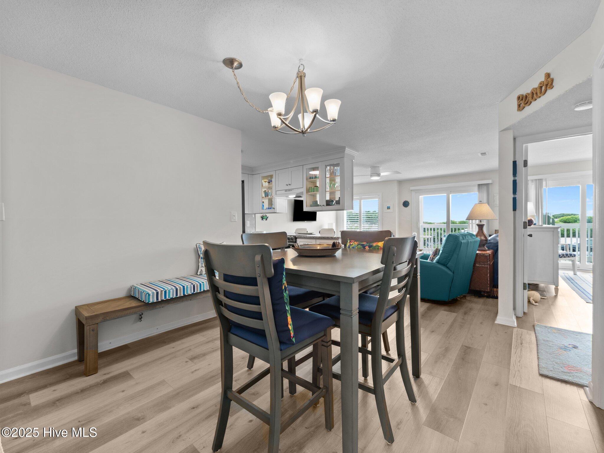 100517444 | Photo 10