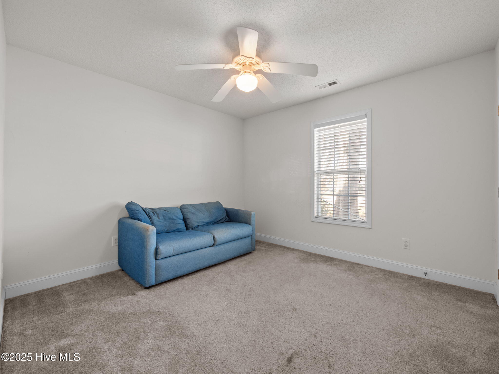 100545105 | Photo 28